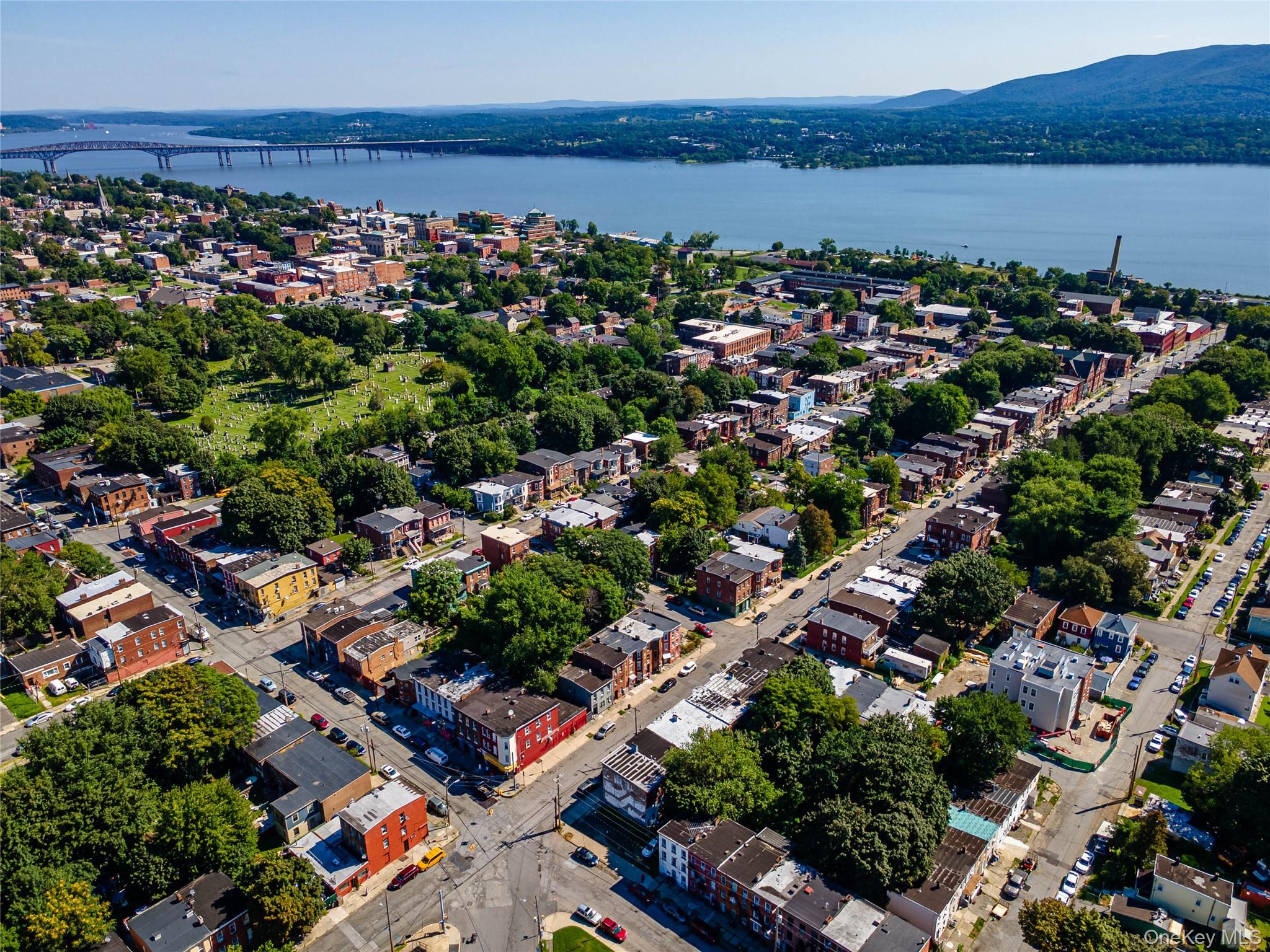 #12 photo, 193 Renwick Street, Newburgh , NY 12550