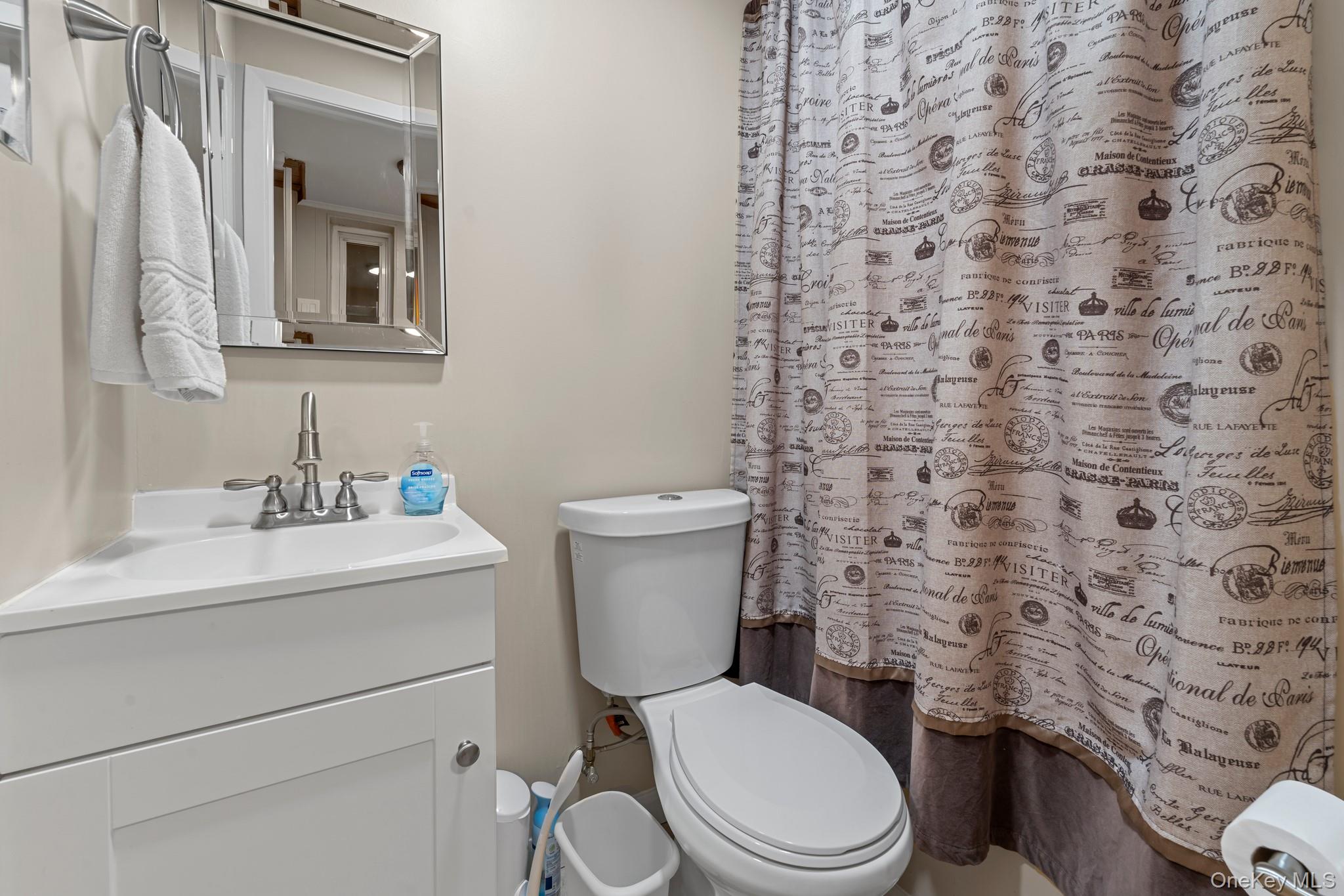 #14 photo, 1518 Bayview Avenue, Bronx , NY 10465