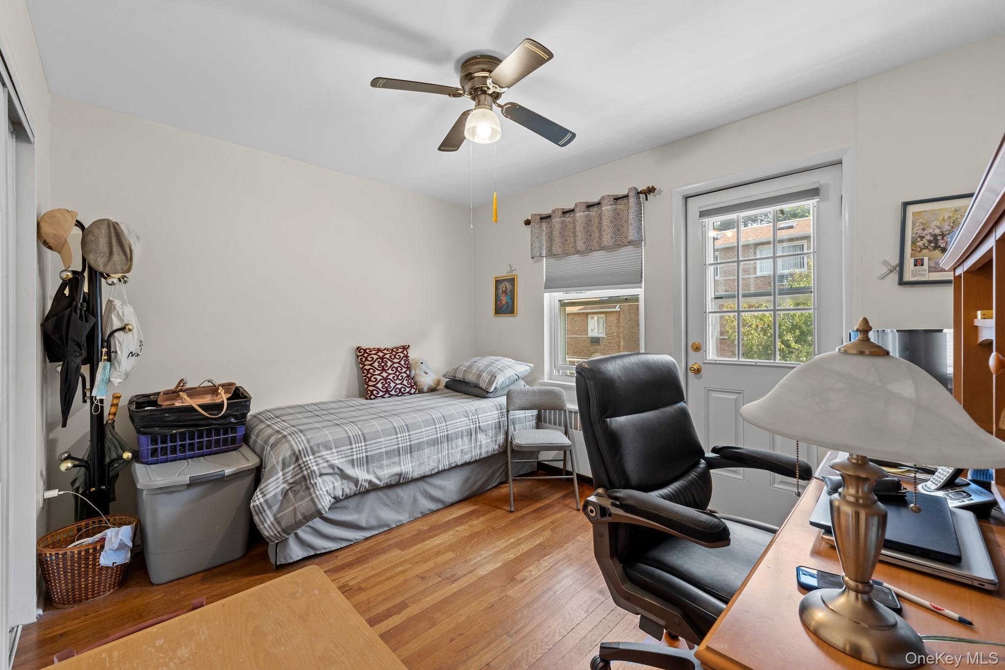 #17 photo, 1518 Bayview Avenue, Bronx , NY 10465