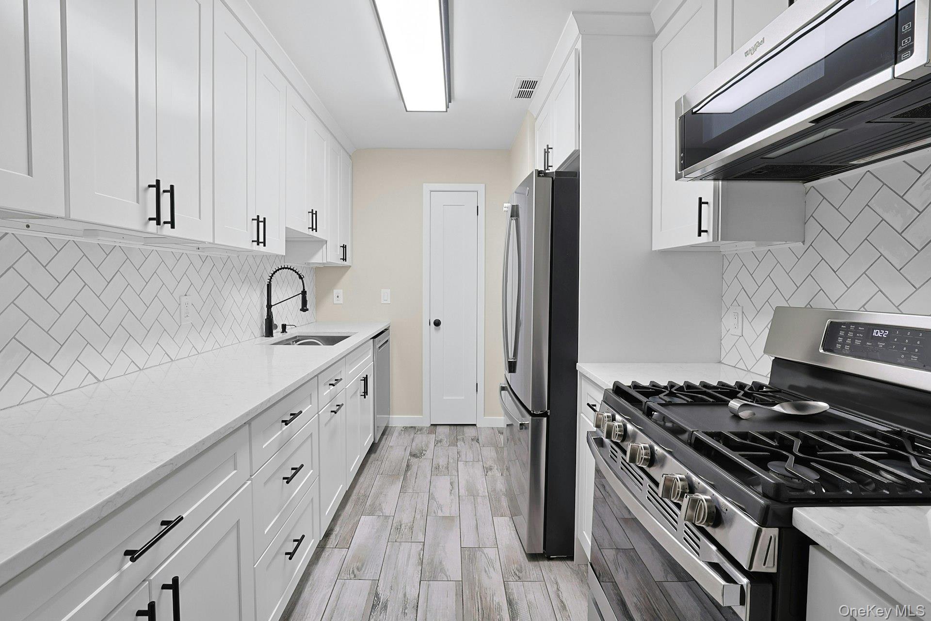 #15 photo, 108 Sunfish Landing, Mohegan Lake , NY 10547