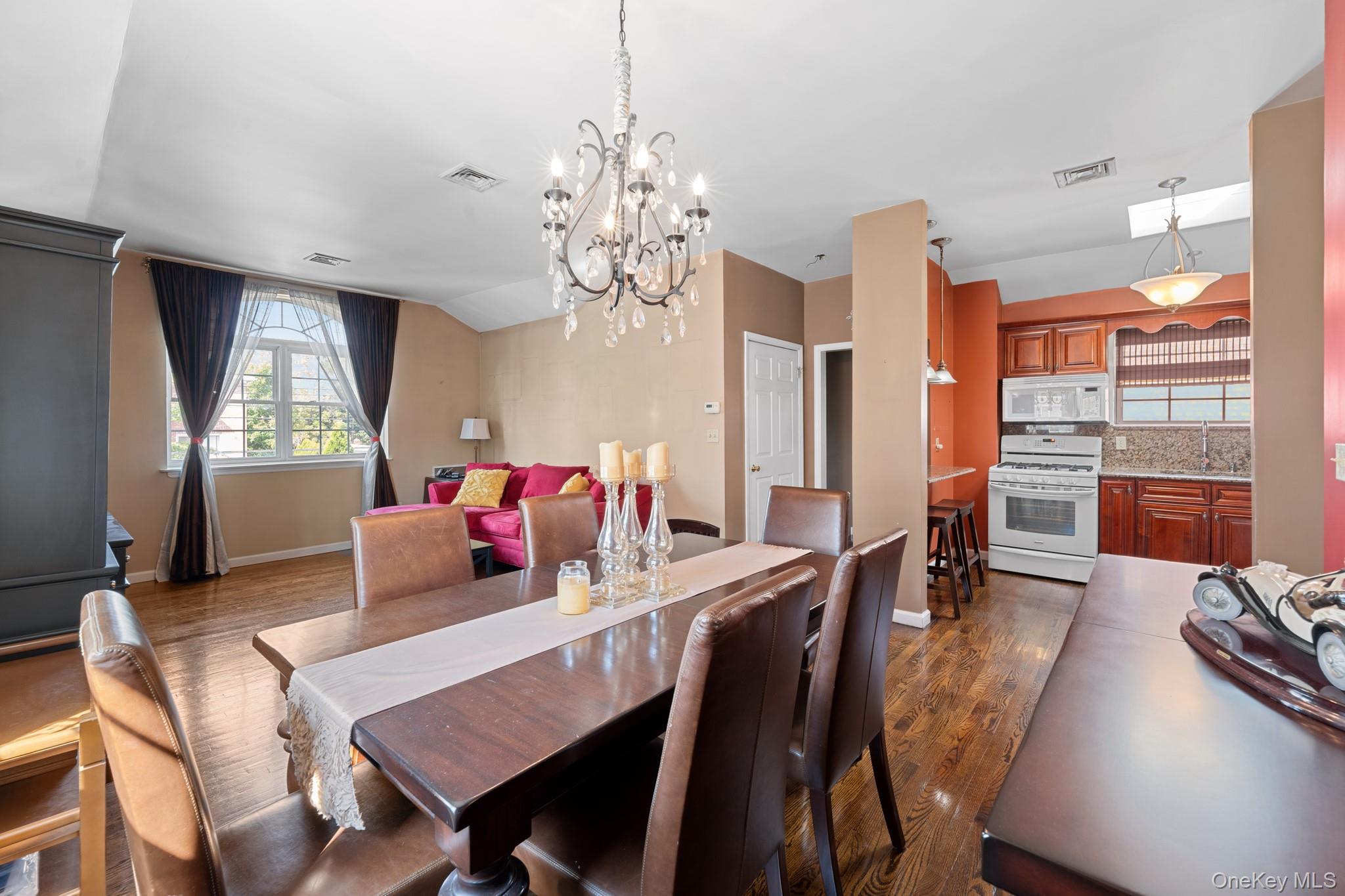 #12 photo, 1514 Bayview Avenue, Bronx , NY 10465