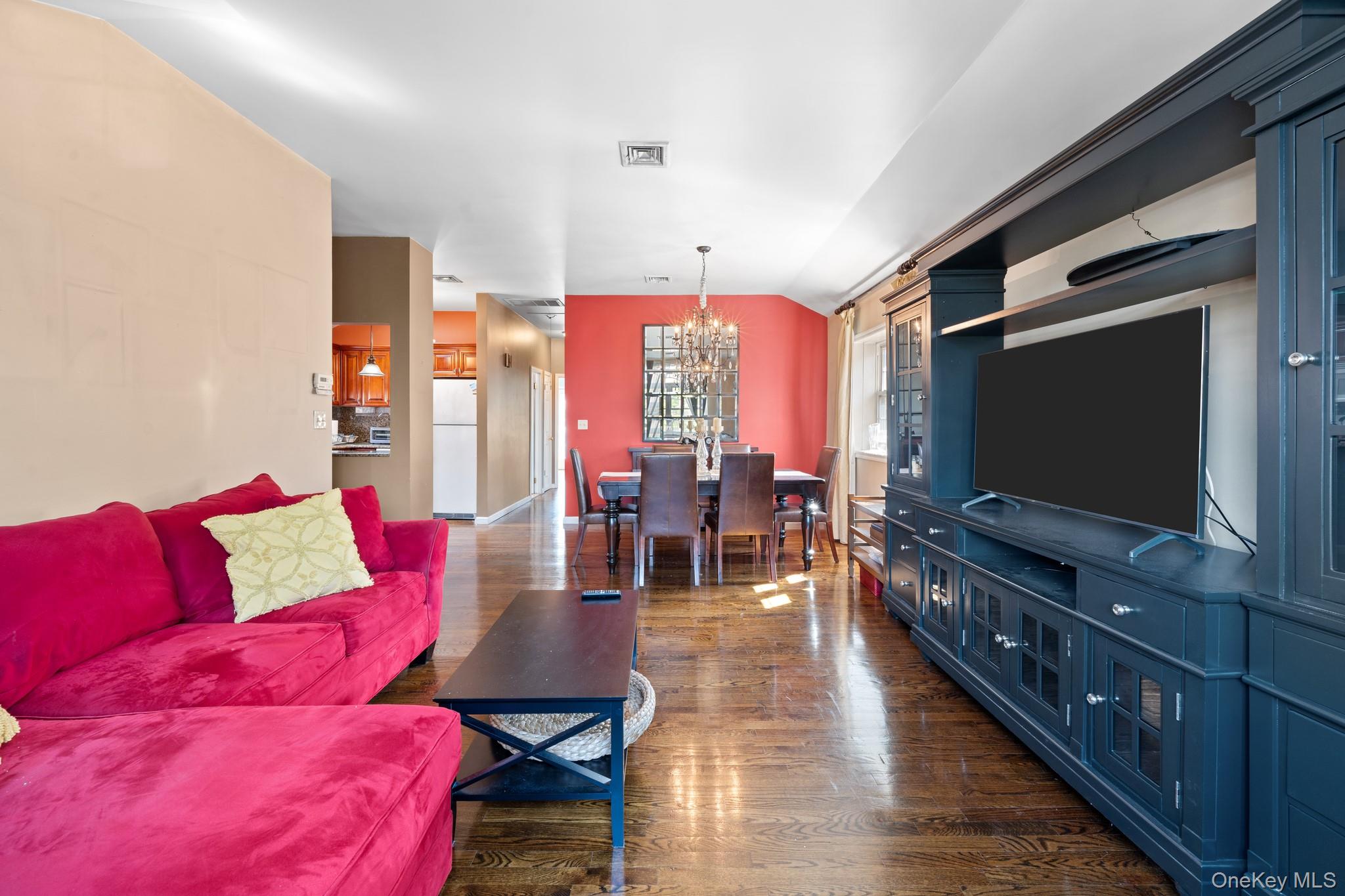 #8 photo, 1514 Bayview Avenue, Bronx , NY 10465