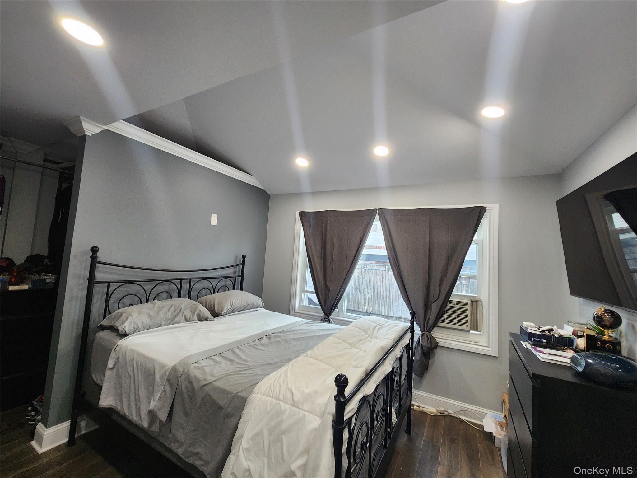 #17 photo, 353 Underhill Avenue, Bronx , NY 10473