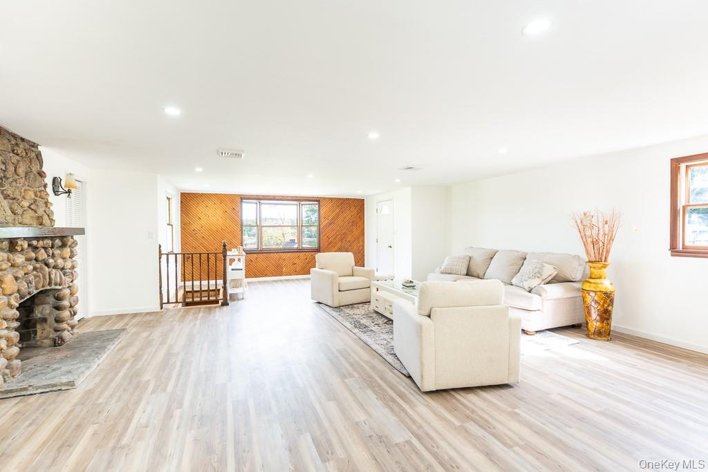 #13 photo, 202 Second Road, 纽约州 Wappingers Falls , NY 12590