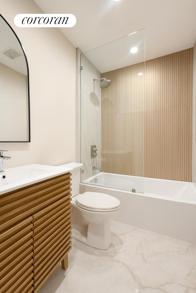 #17 photo, 942 PUTNAM Avenue, Stuyvesant Heights , NY 11221