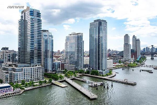 #12 photo, 2 Northside Piers, ブルックリン区 Williamsburg,North , NY 11249