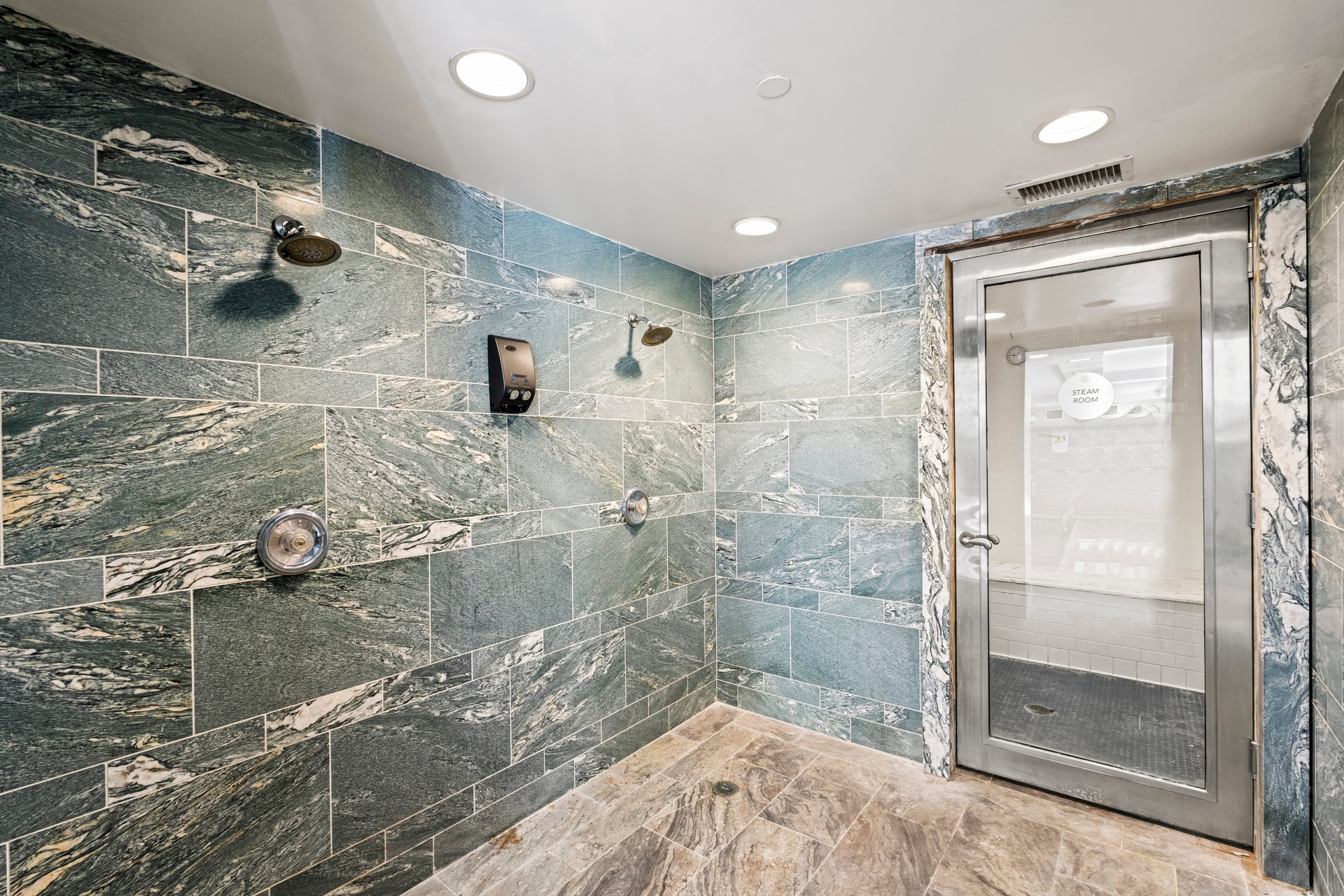 #17 photo, 425 5th Avenue, Murray Hill , NY 10016