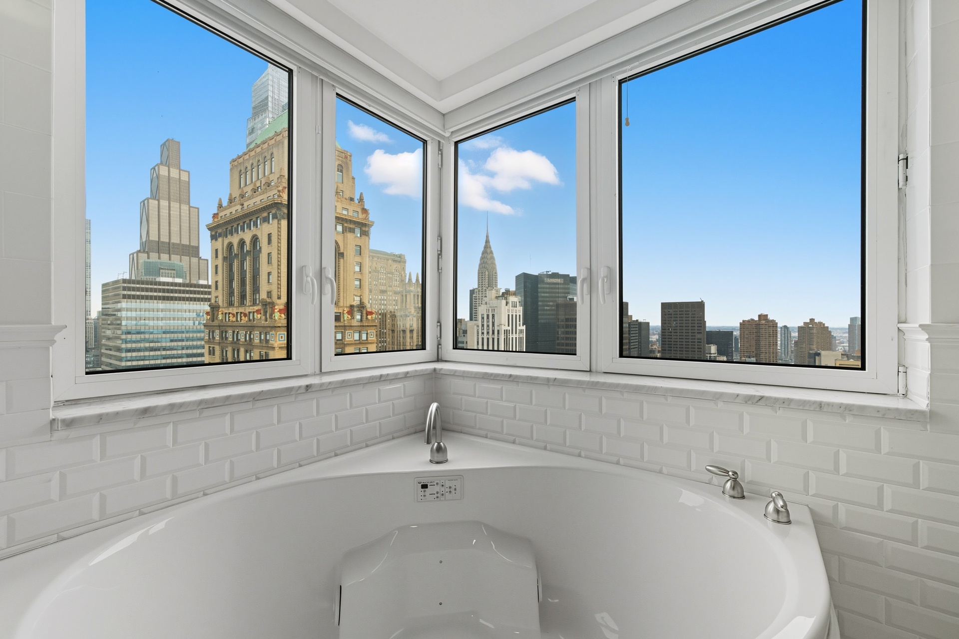 #9 photo, 425 5th Avenue, Murray Hill , NY 10016