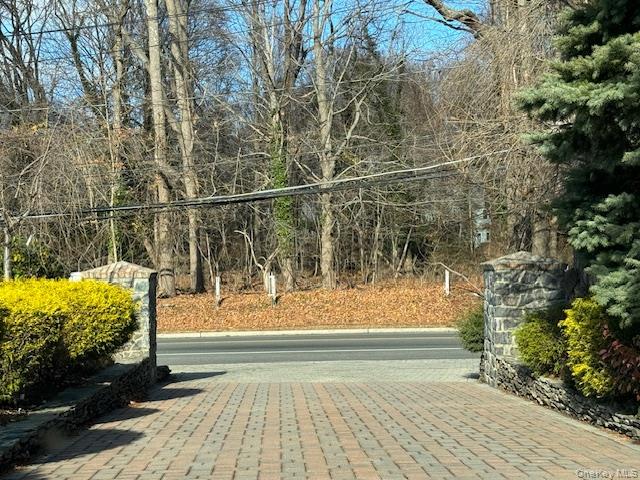 #17 photo, 342 Main Street, Setauket , NY 11733