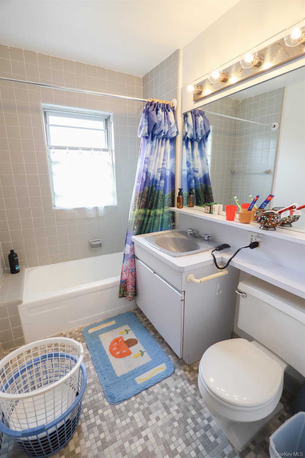 #15 photo, 93-25 71st Drive, Forest Hills , NY 11375