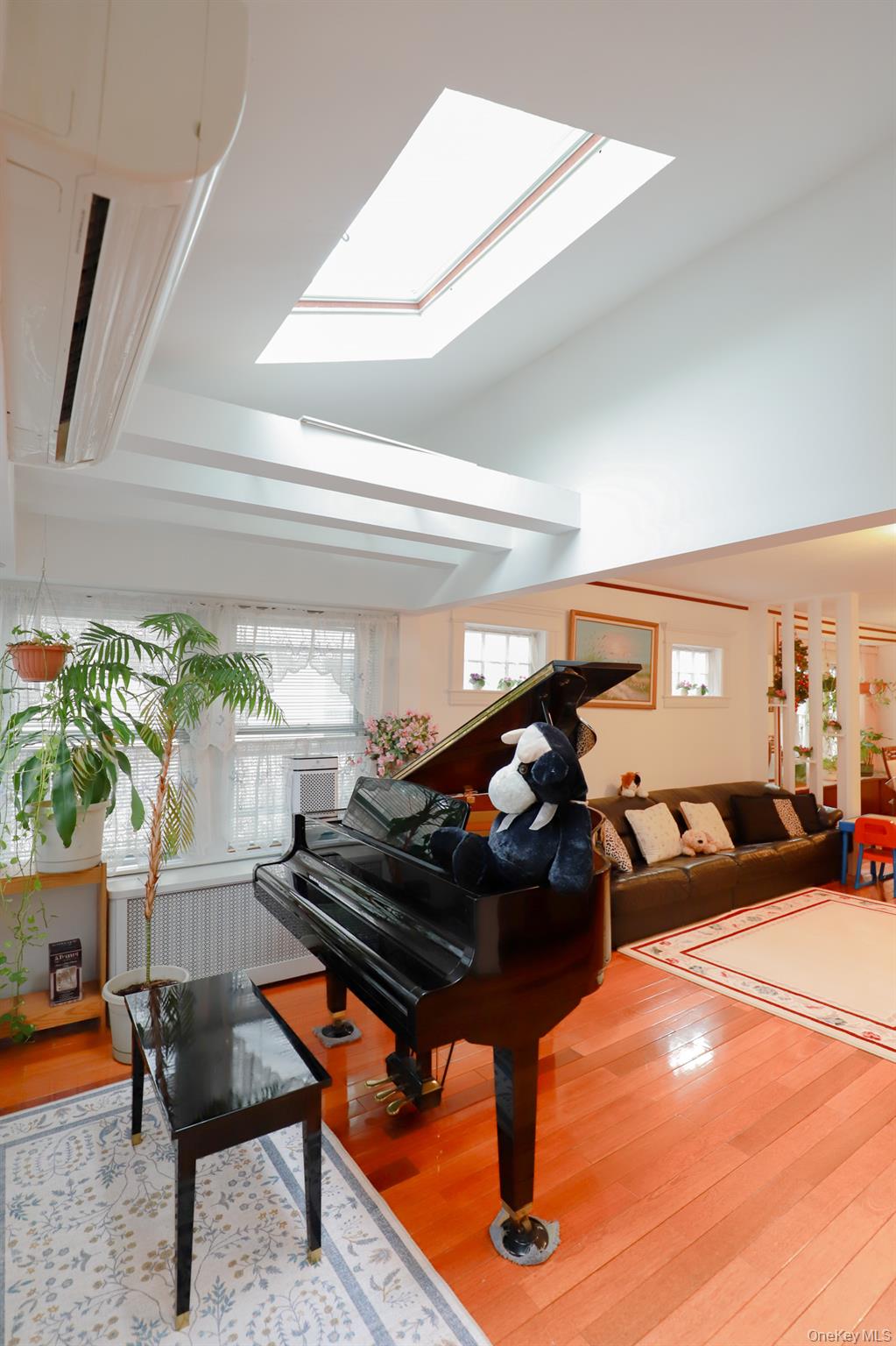 #8 photo, 93-25 71st Drive, Forest Hills , NY 11375