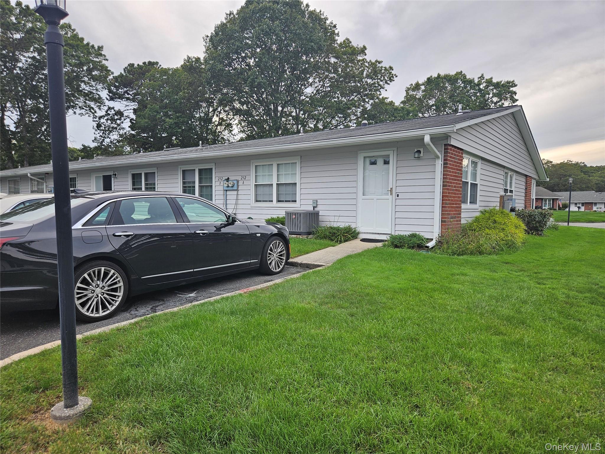 #2 photo, 232 Blackpool Court, Ridge , NY 11961