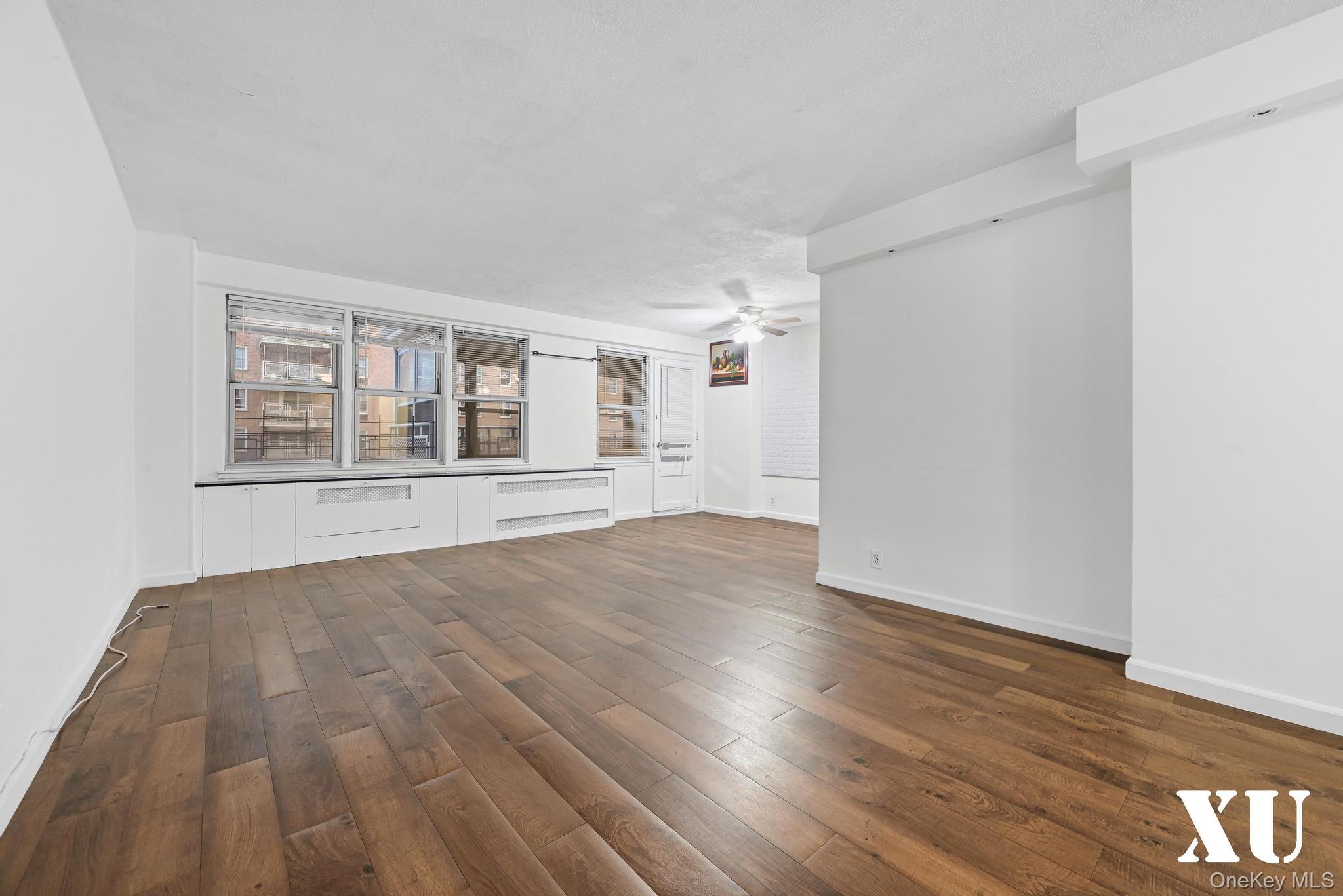 #3 photo, 43-10 Kissena Boulevard, クイーンズ区 Flushing , NY 11355