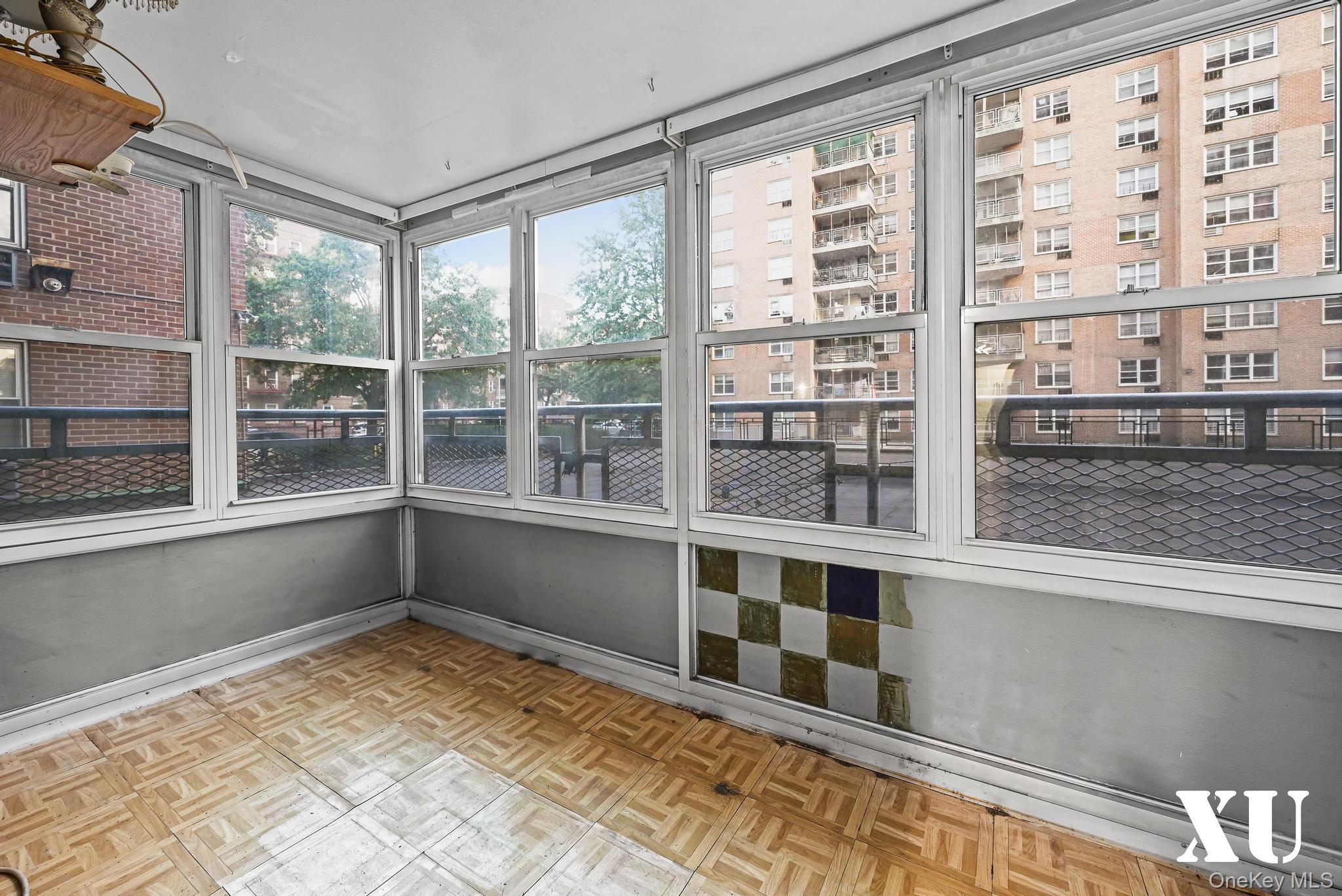 #9 photo, 43-10 Kissena Boulevard, クイーンズ区 Flushing , NY 11355