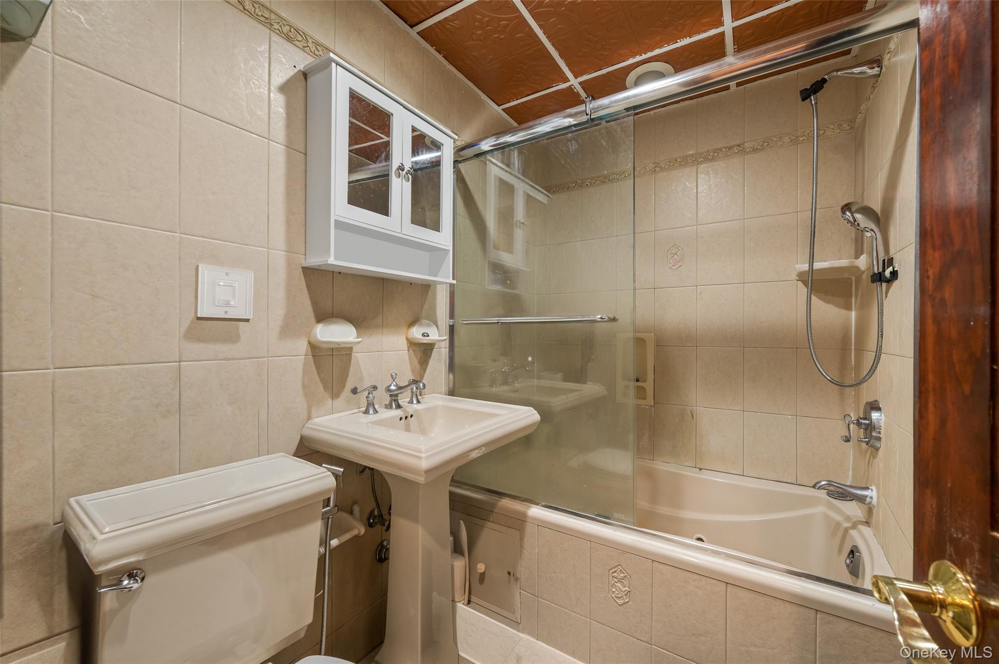 #9 photo, 77-35 66th Drive, Middle Village , NY 11379