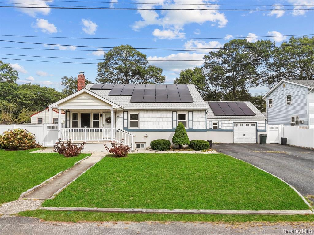 #1 photo, 111 Cedar Oaks Avenue, Farmingville , NY 11738