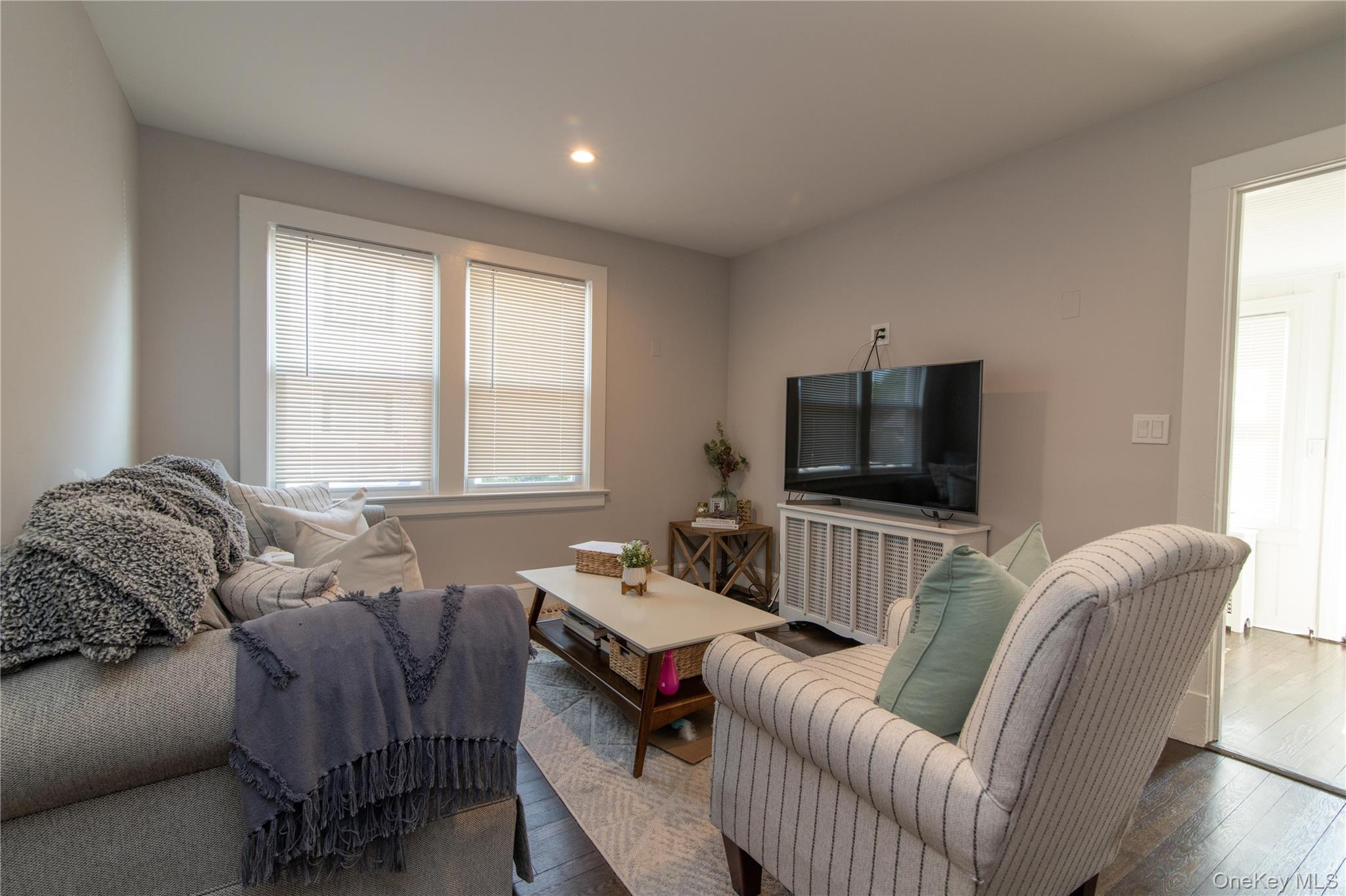 #5 photo, 47 Henry Street, サフォーク郡 Kings Park , NY 11754