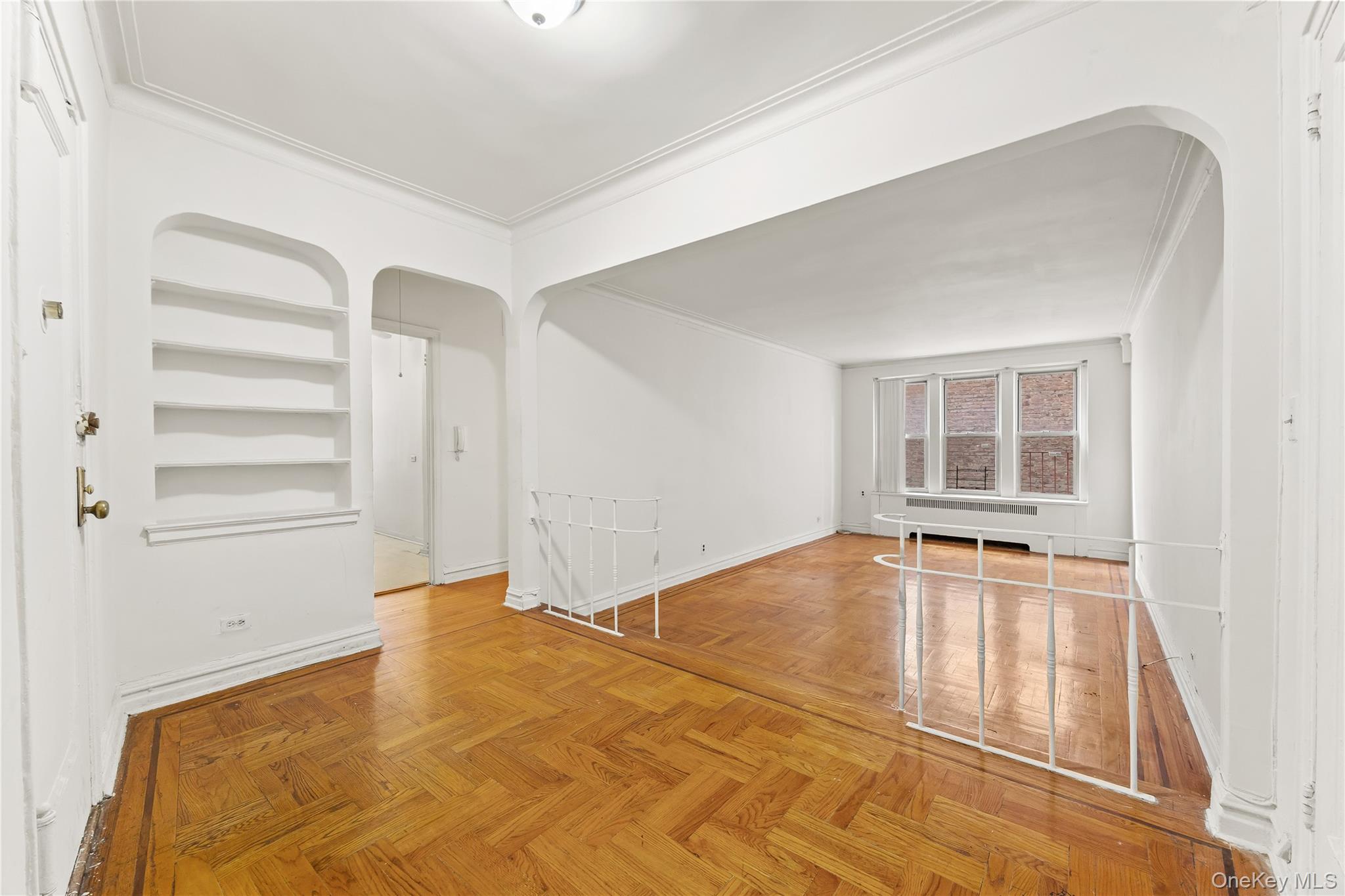 #11 photo, 601 Pelham Parkway North, Bronx , NY 10467