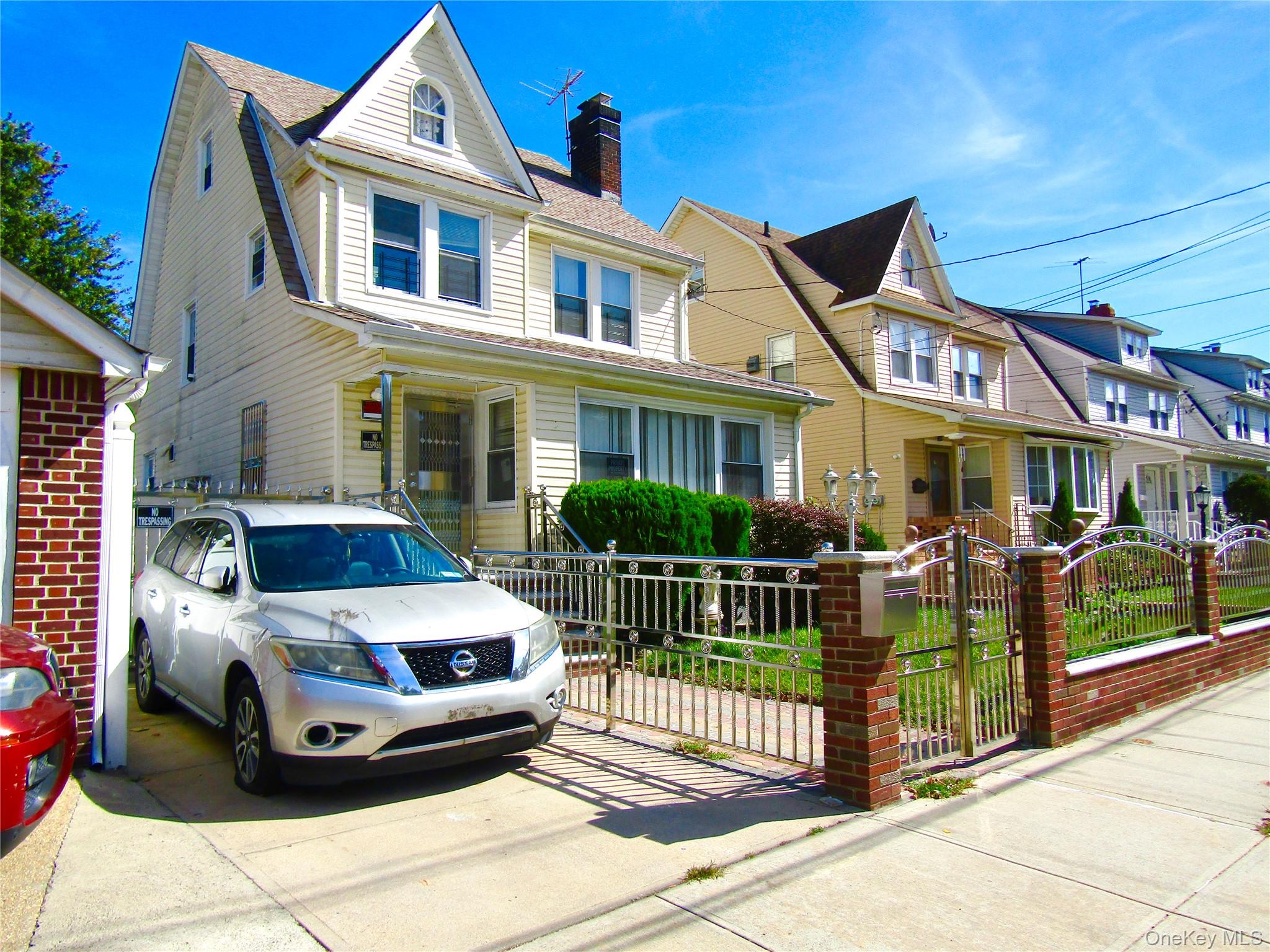 #2 photo, 10411 200th Street, Saint Albans , NY 11412