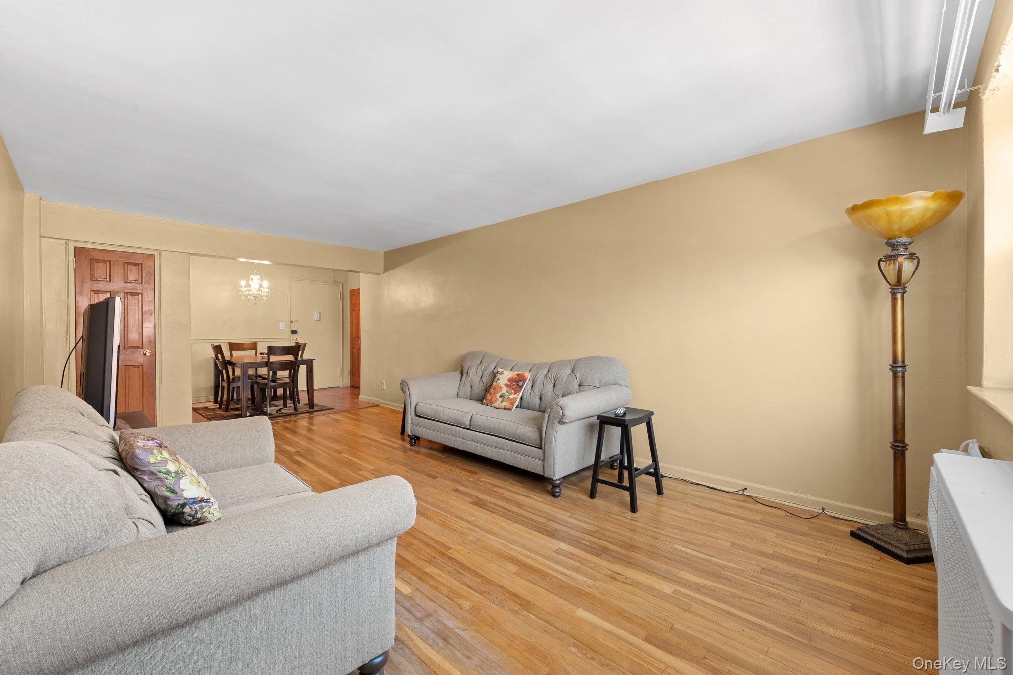 #7 photo, 88-25 155 Avenue, Howard Beach , NY 11414