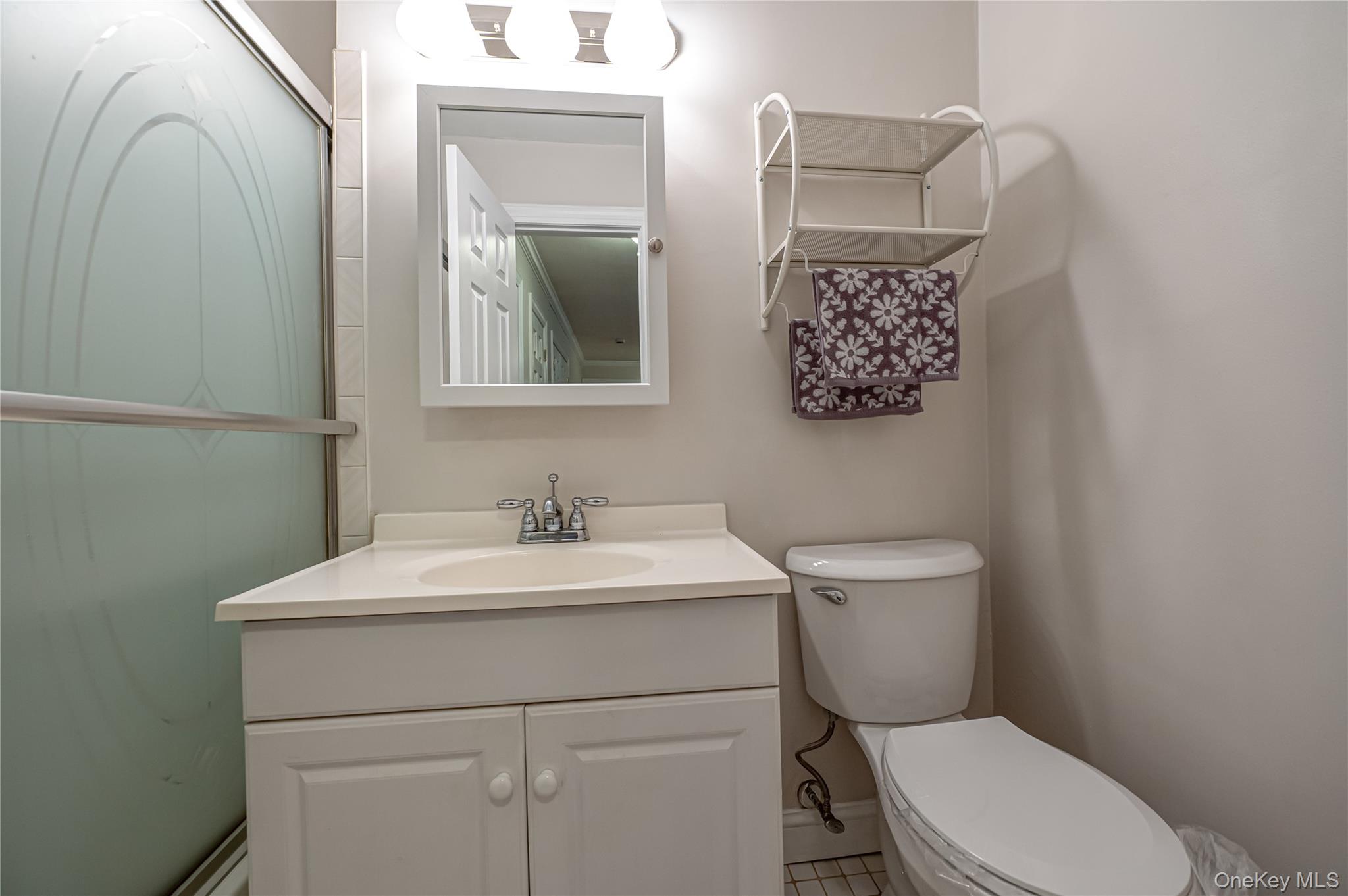 #14 photo, 742 Deer Park Avenue, サフォーク郡 North Babylon , NY 11703