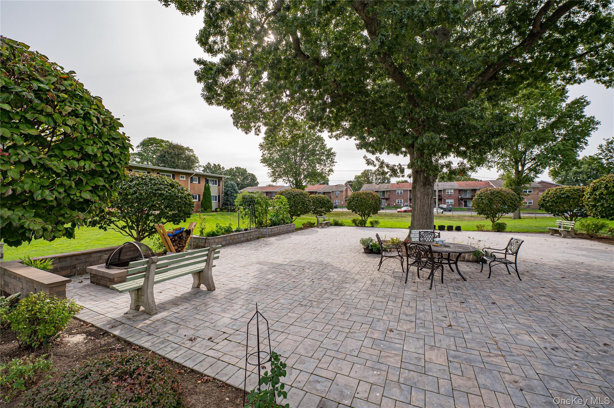 #17 photo, 742 Deer Park Avenue, サフォーク郡 North Babylon , NY 11703