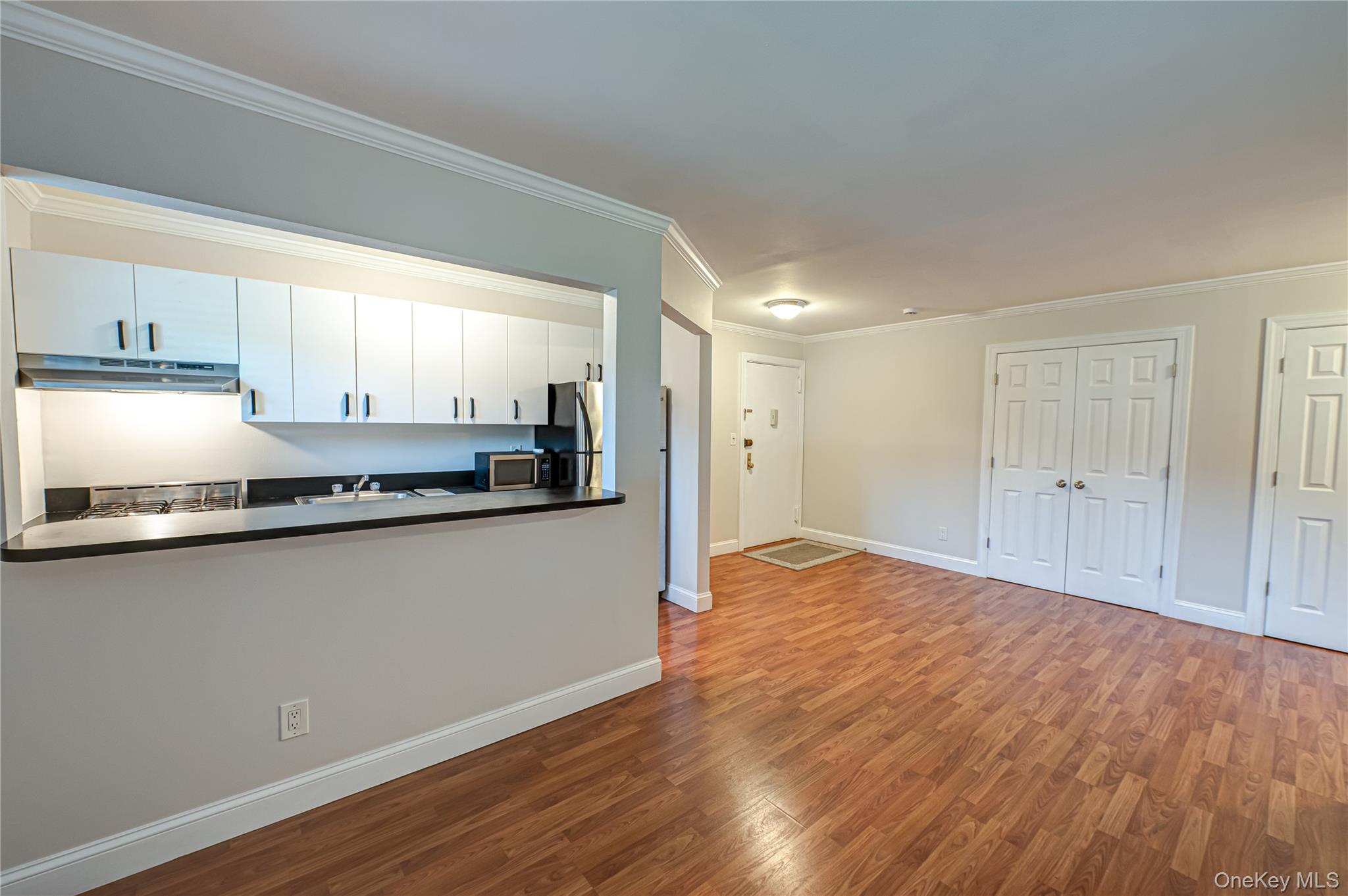 #5 photo, 742 Deer Park Avenue, サフォーク郡 North Babylon , NY 11703