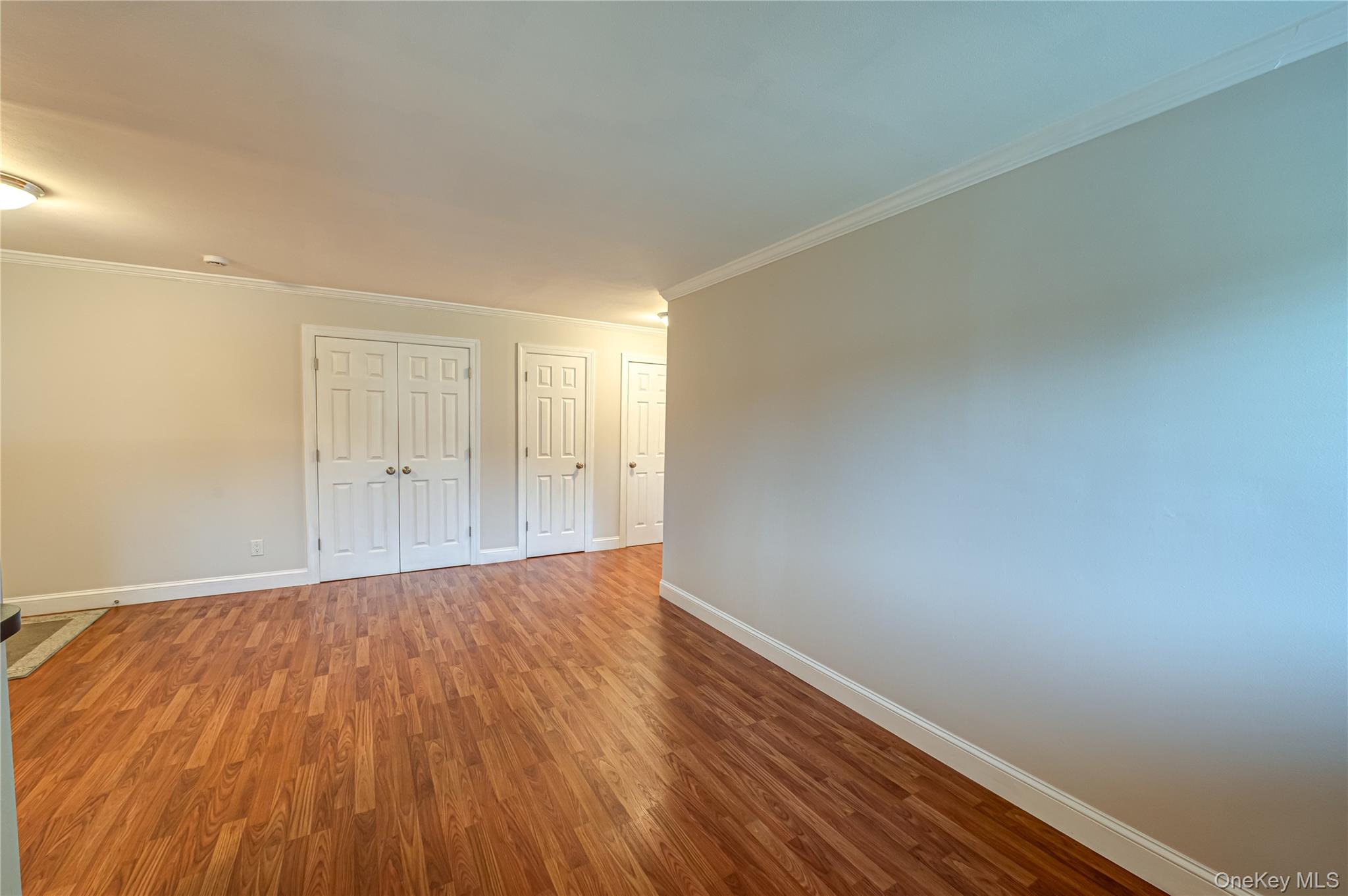 #6 photo, 742 Deer Park Avenue, サフォーク郡 North Babylon , NY 11703