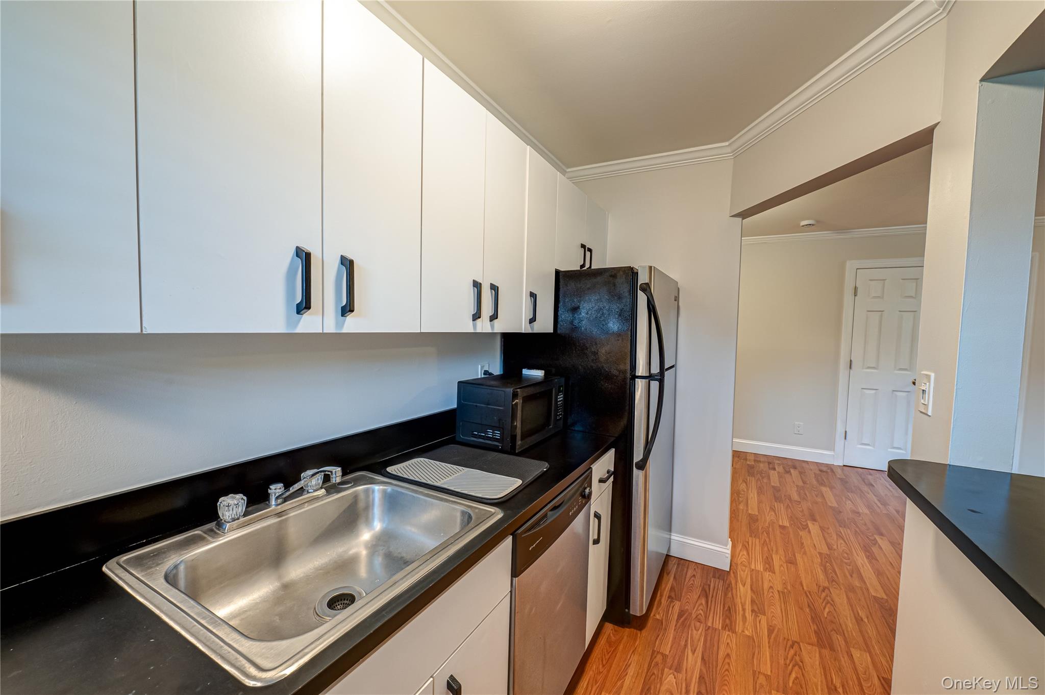 #9 photo, 742 Deer Park Avenue, サフォーク郡 North Babylon , NY 11703