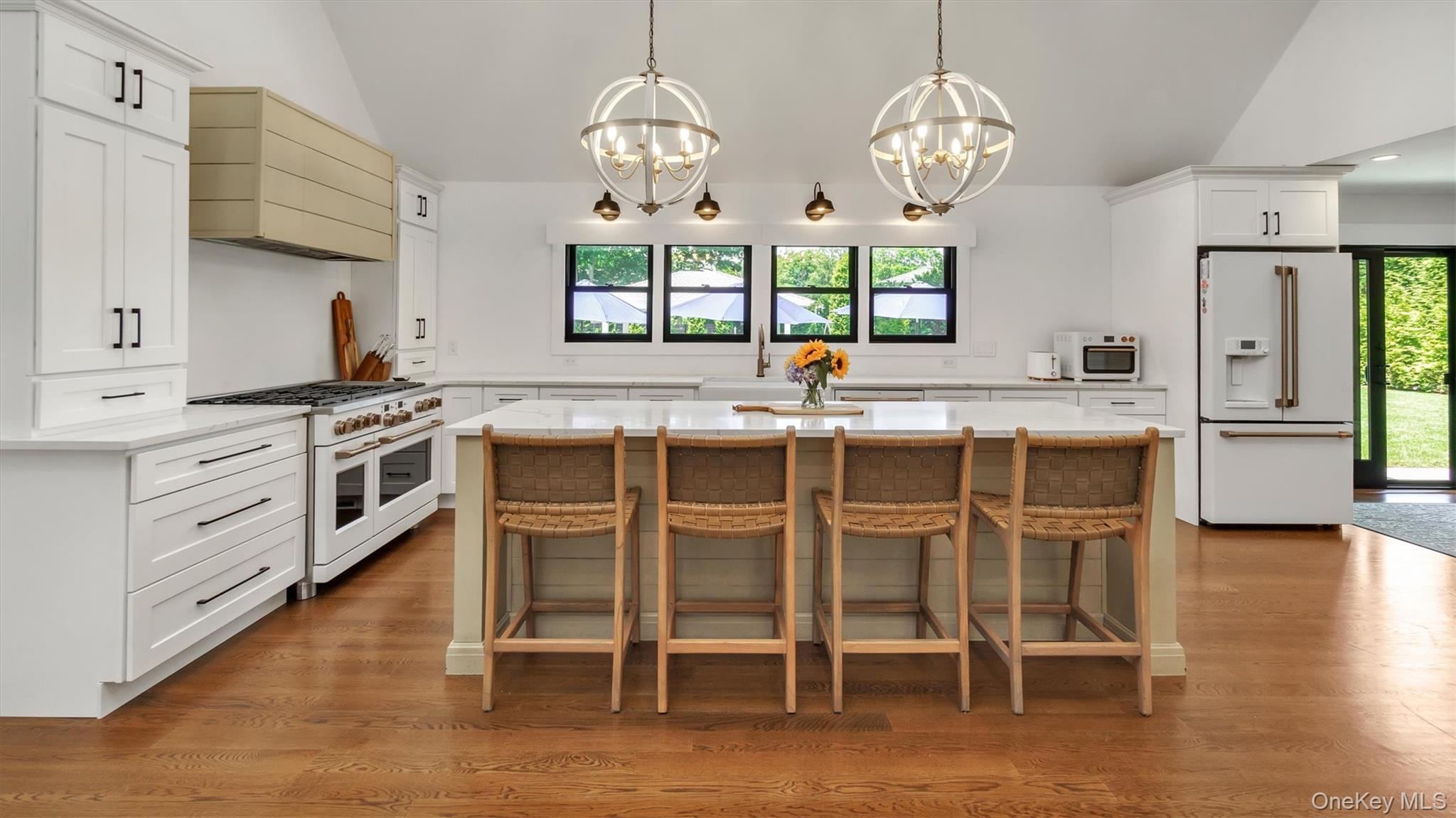 #12 photo, 99 Beach Road, Westhampton Beach , NY 11978