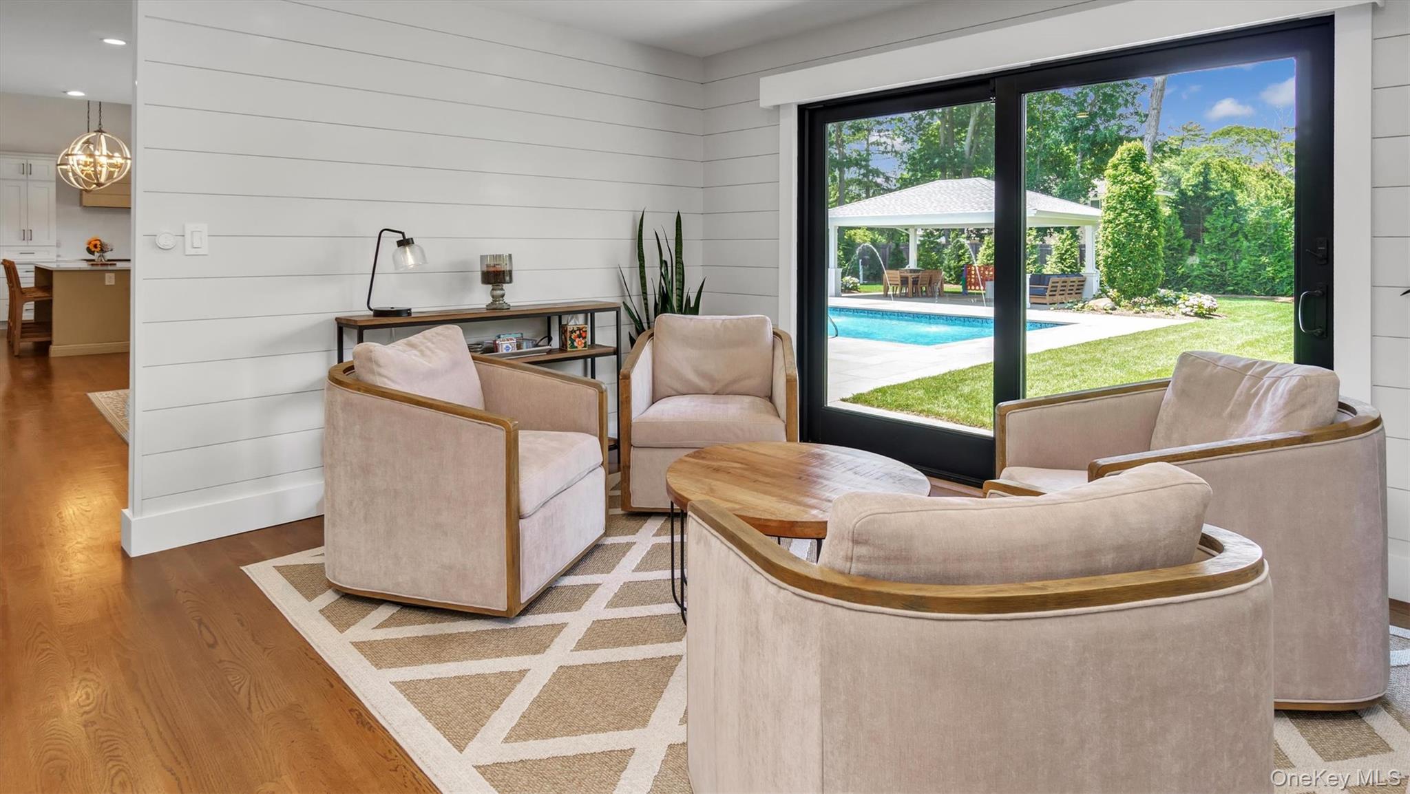 #20 photo, 99 Beach Road, Westhampton Beach , NY 11978