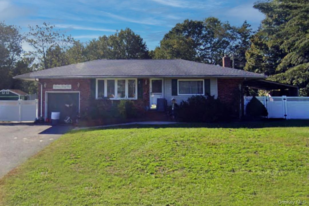 #1 photo, 1534 Pine Acres Boulevard, सफ़ोक काउंटी Bay Shore , NY 11706