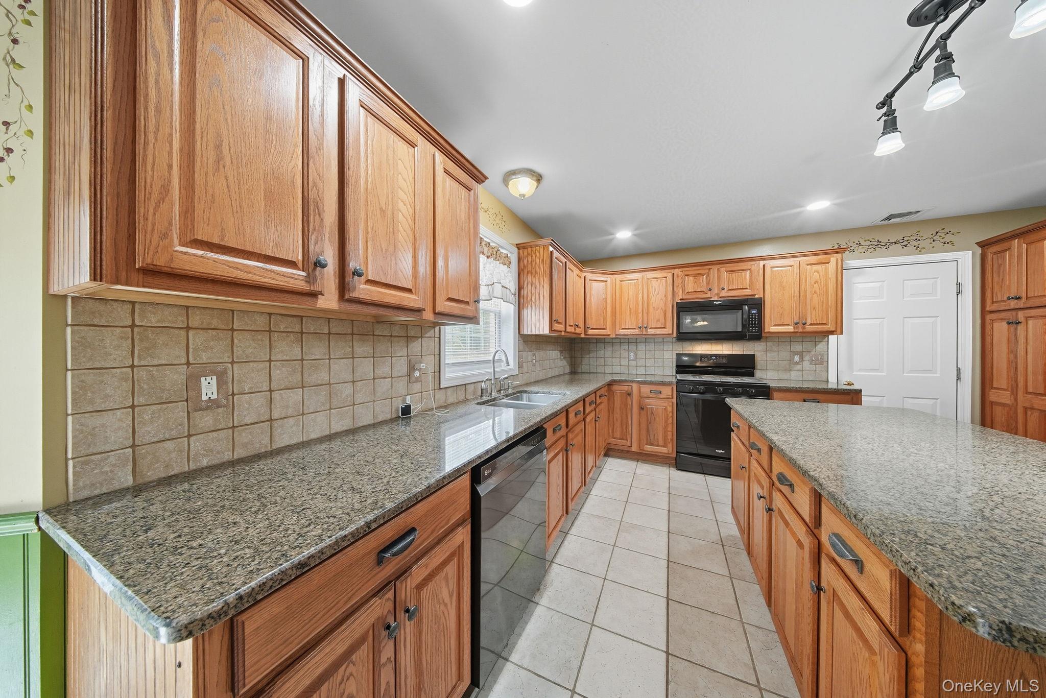 #17 photo, 52 Hill Road, Middletown , NY 10941