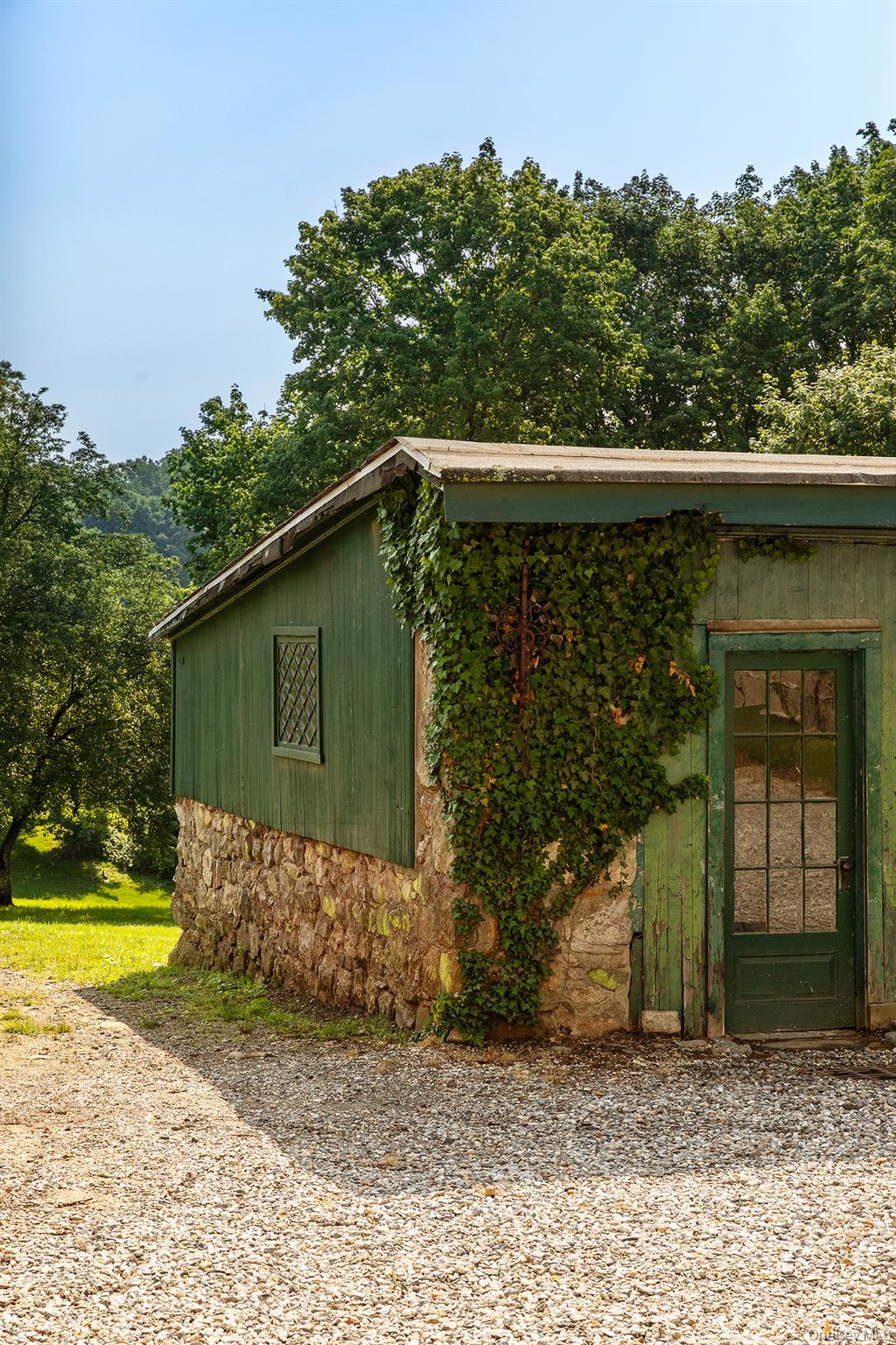 #5 photo, 310 Mount Holly Road, Katonah , NY 