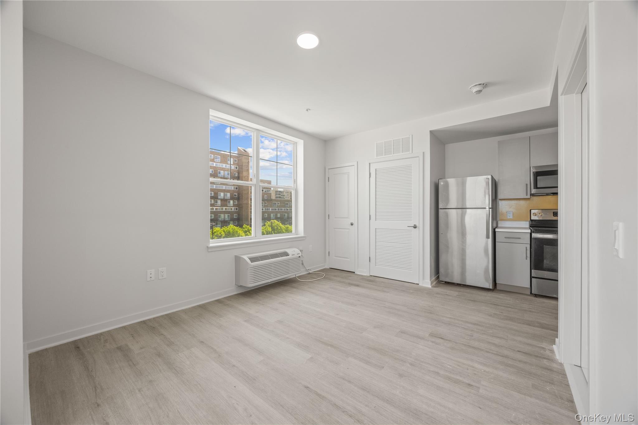 #2 photo, 56 Prospect Street, Yonkers , NY 10701