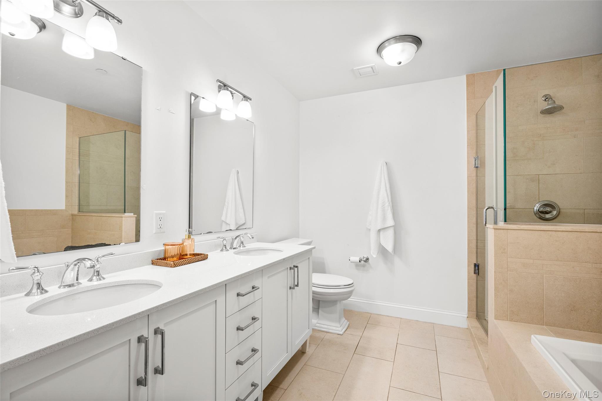 #17 photo, 10 Byron Place, Larchmont , NY 10538