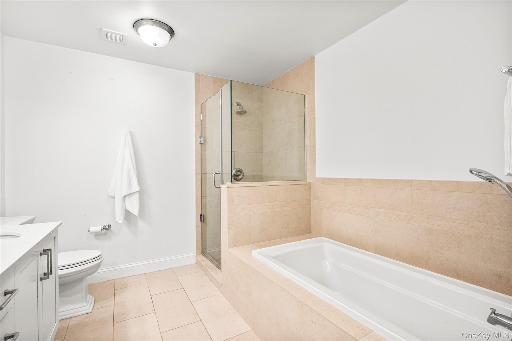 #18 photo, 10 Byron Place, Larchmont , NY 10538