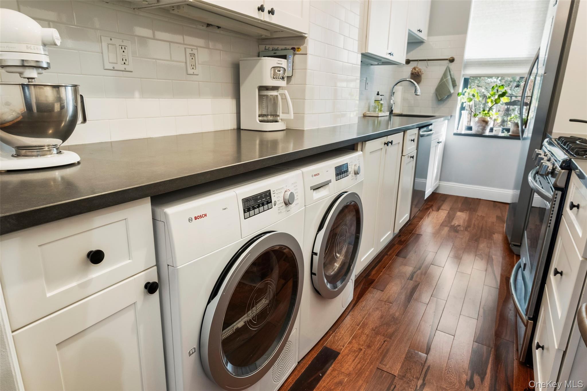 #5 photo, 244 Bronxville Road, Bronxville , NY 10708