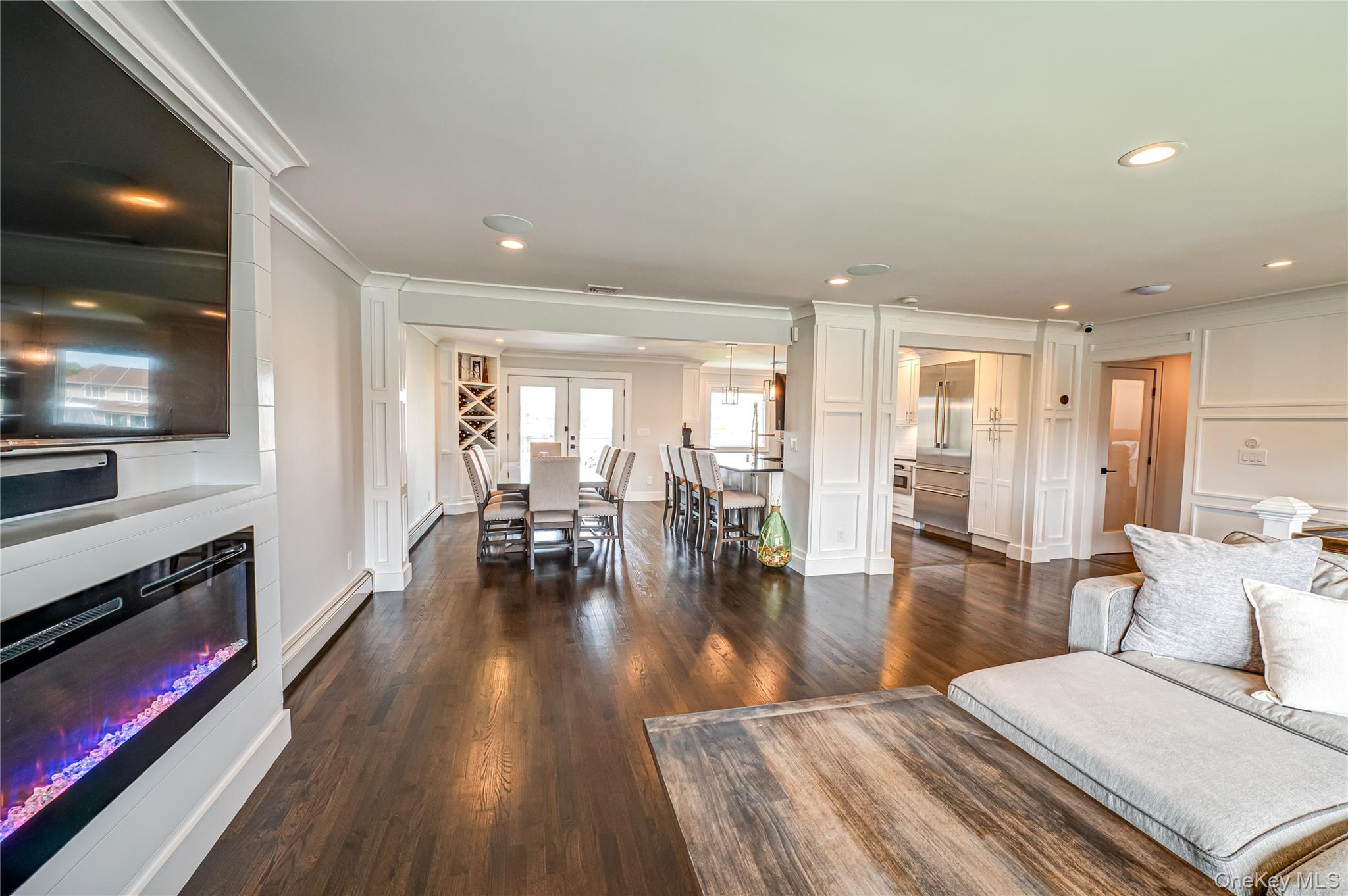 #10 photo, 11 Dolphin Lane, West Islip , NY 11795