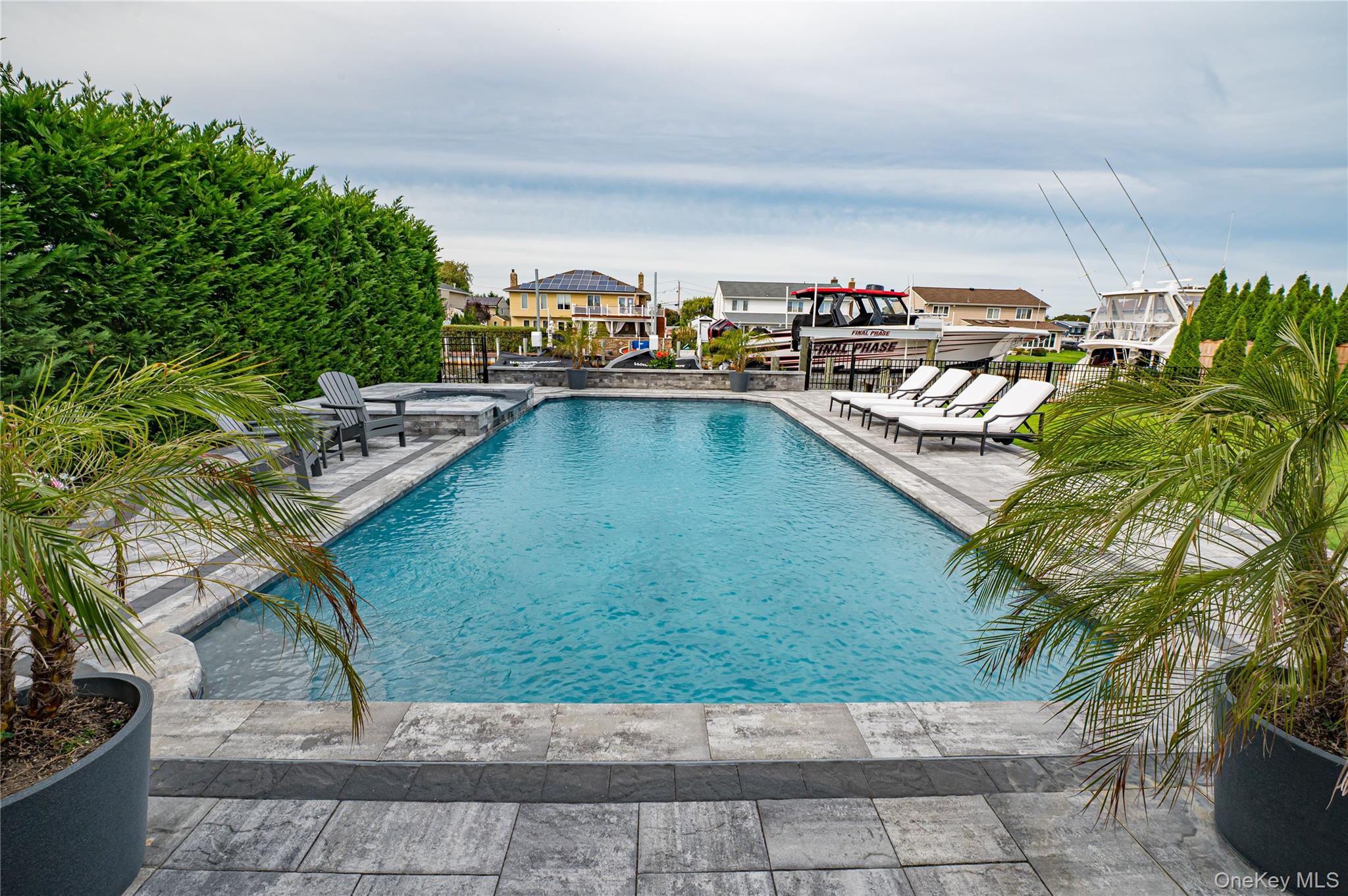 #4 photo, 11 Dolphin Lane, West Islip , NY 11795