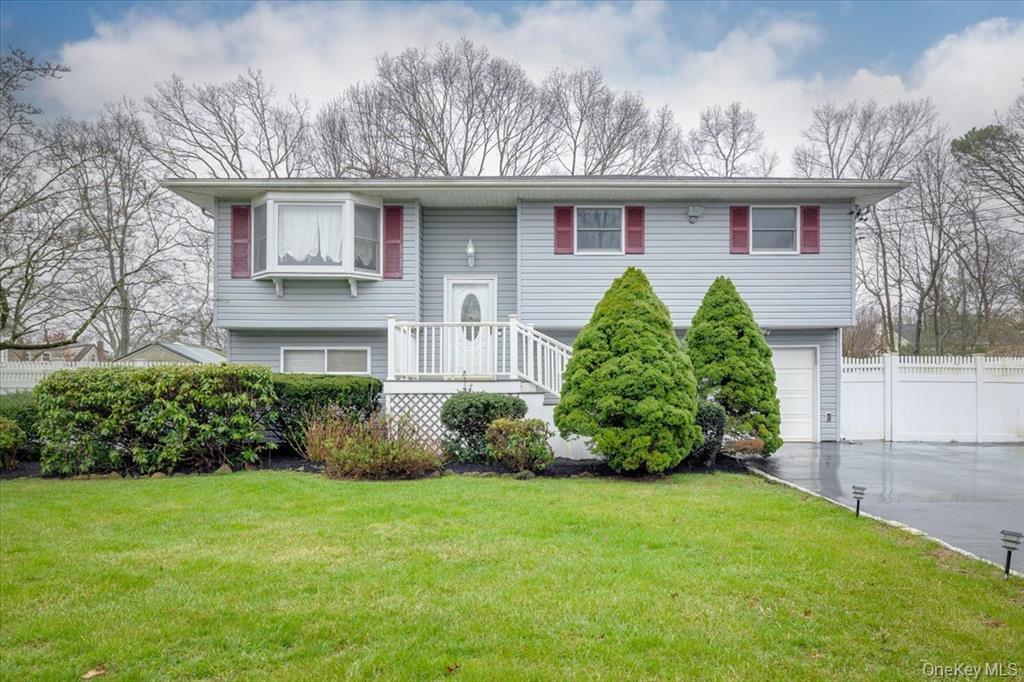 #1 photo, 18 Brandywine Drive, Mastic , NY 11950