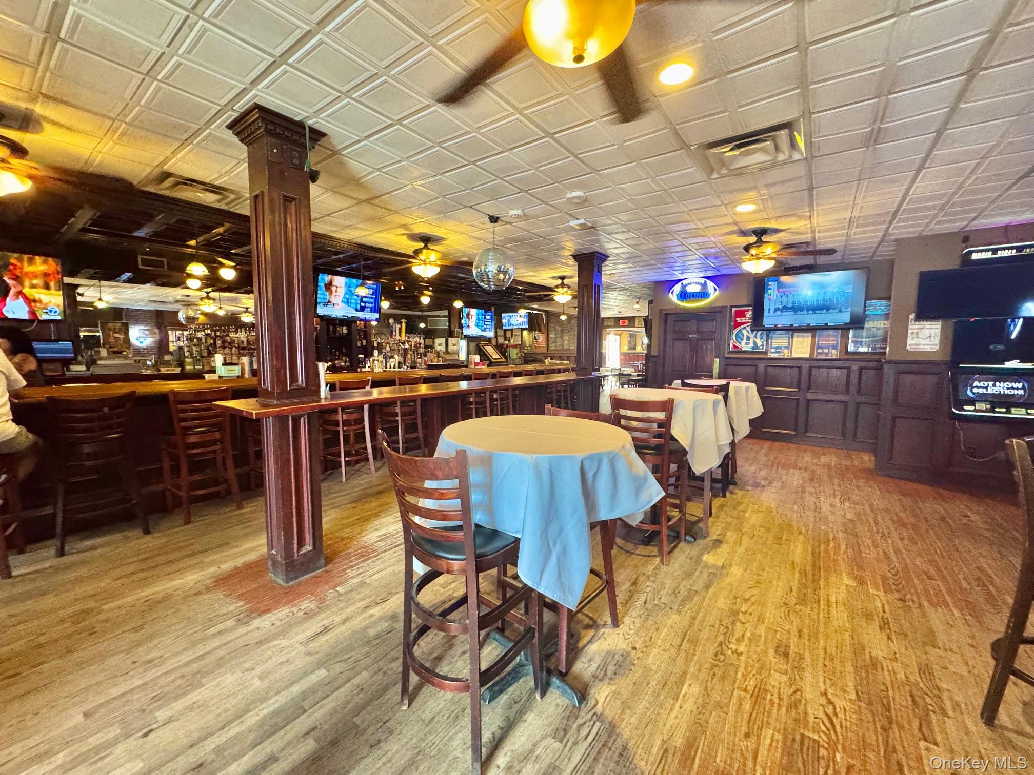 #5 photo, 42-46 Broadway, サフォーク郡 Rocky Point , NY 11778