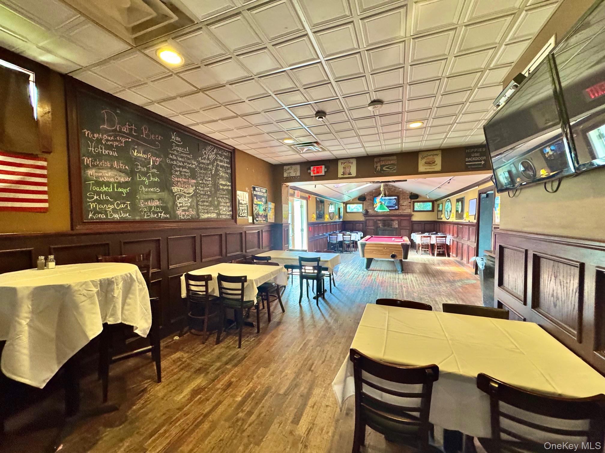 #8 photo, 42-46 Broadway, サフォーク郡 Rocky Point , NY 11778