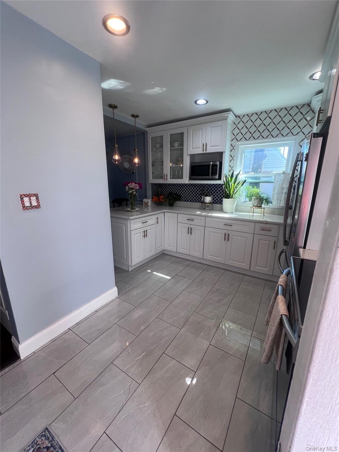 #10 photo, 44 Frank Street, Valley Stream , NY 11580