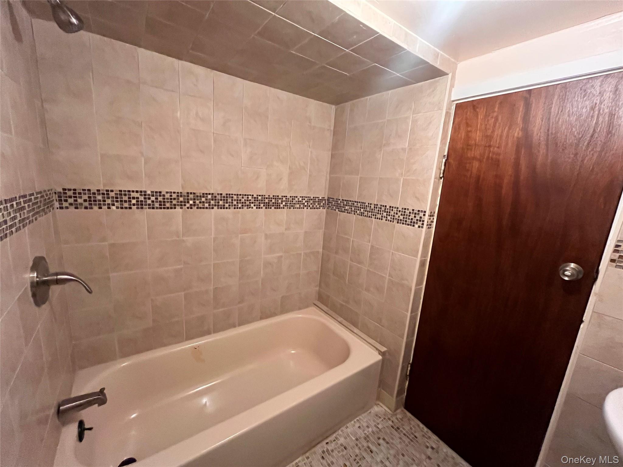 #9 photo, 115-118 229 Street, Cambria Heights , NY 11411