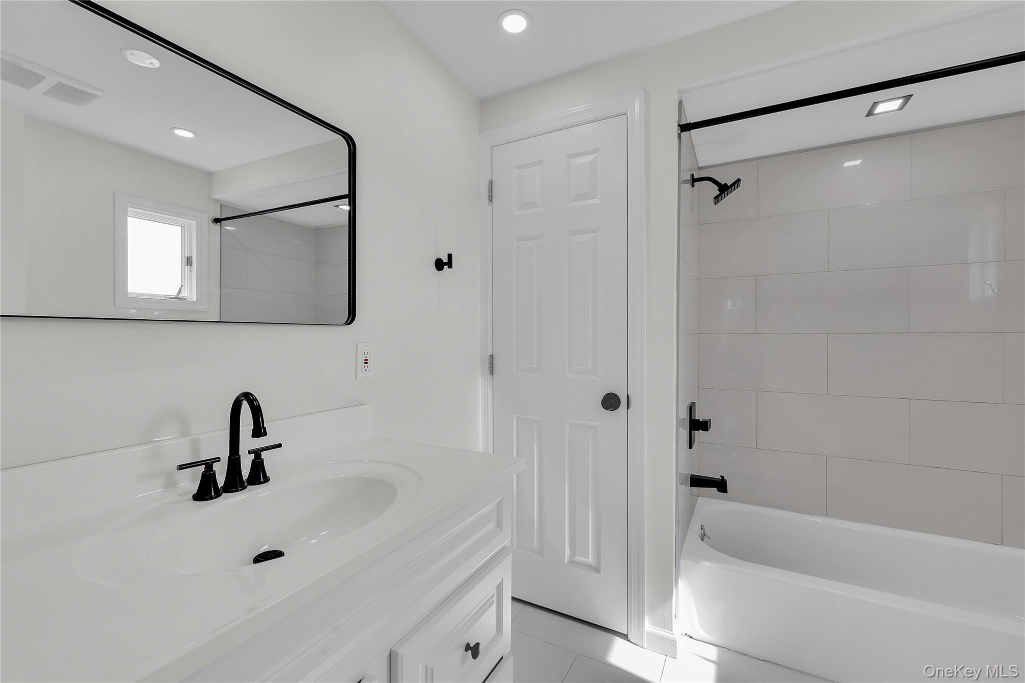 #11 photo, 17 Bellport Road, Mastic Beach , NY 11951