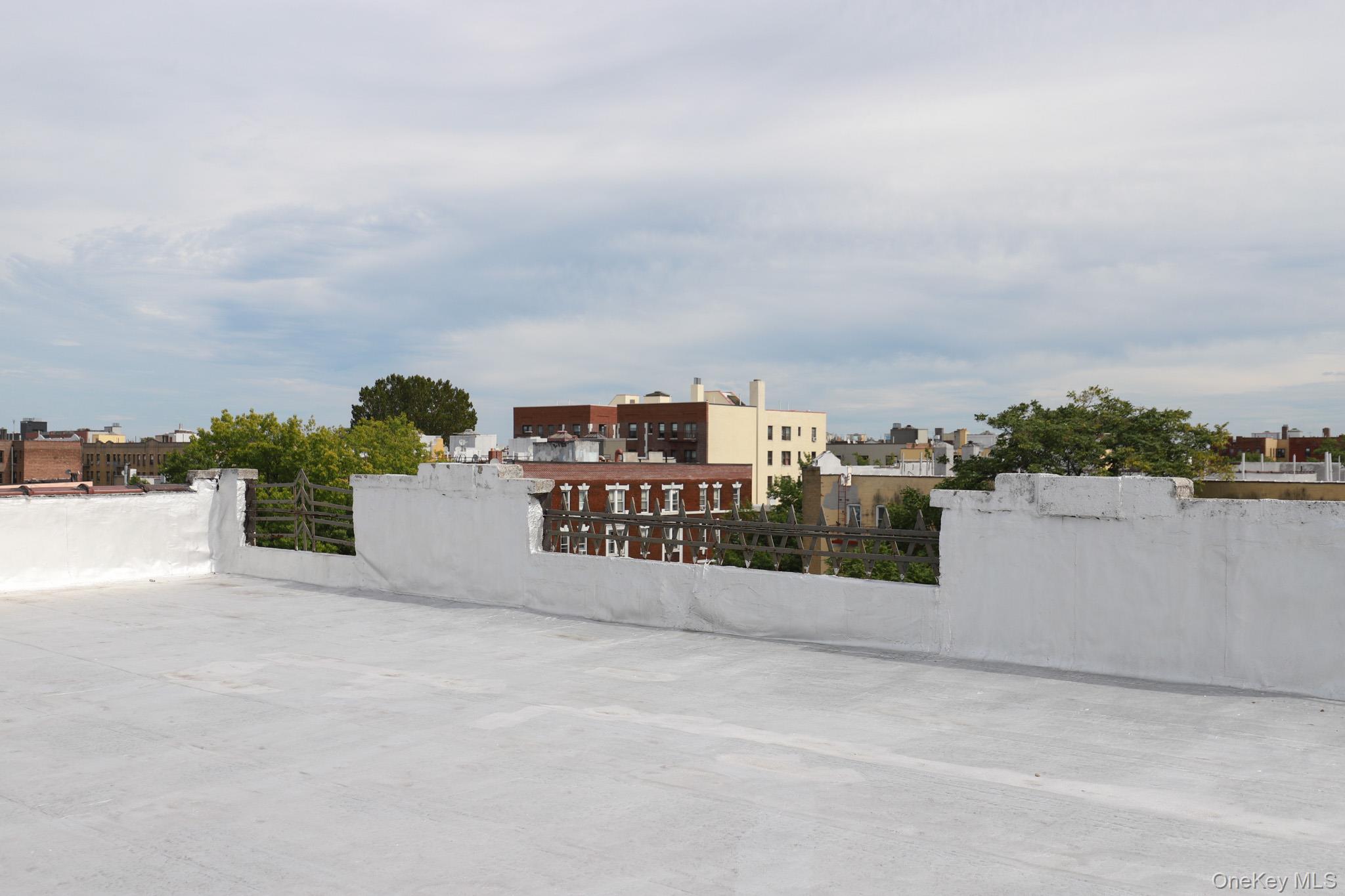 #14 photo, 34-12 29th Street, クイーンズ区 Astoria , NY 11106