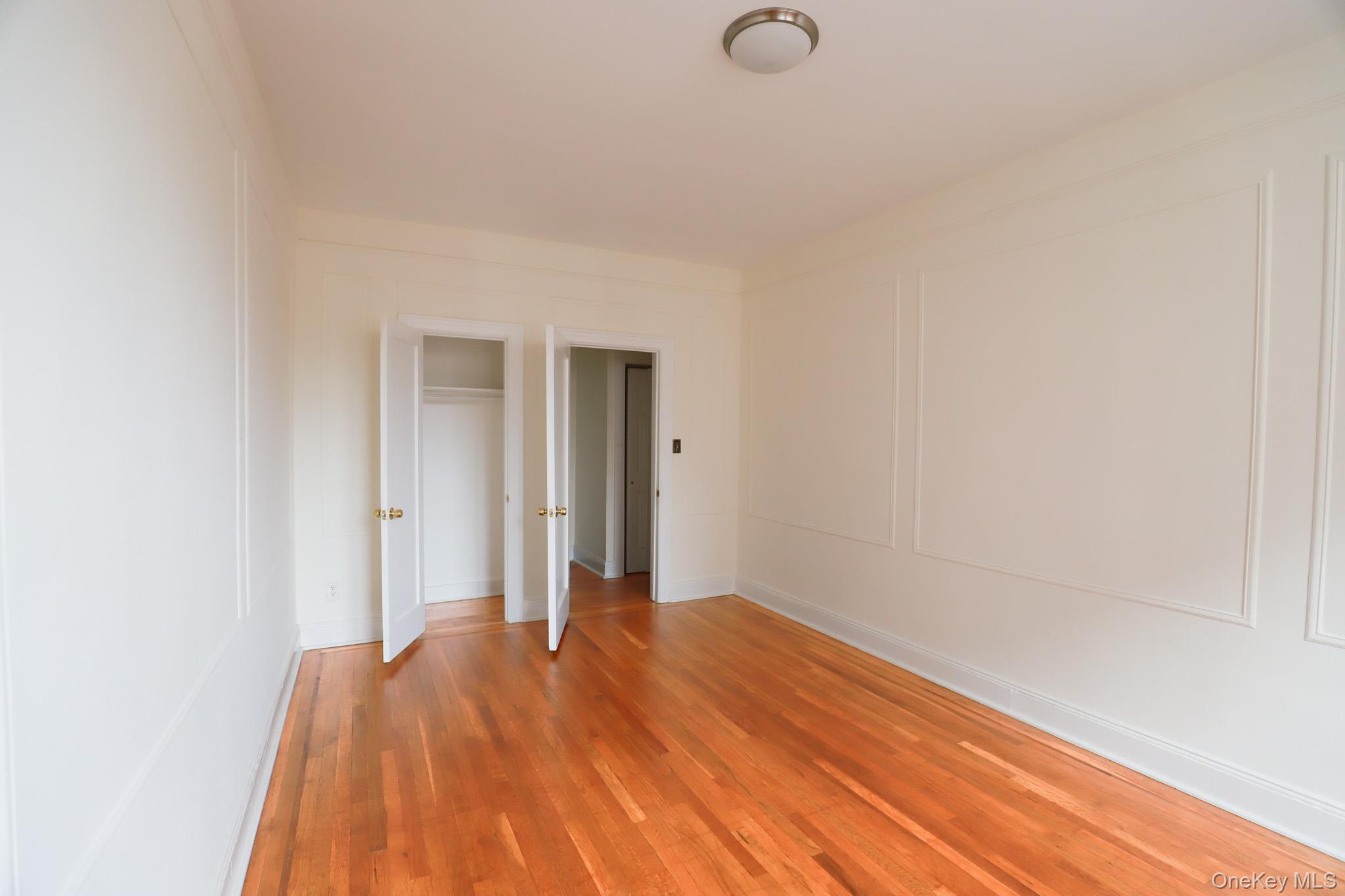 #4 photo, 34-12 29th Street, クイーンズ区 Astoria , NY 11106