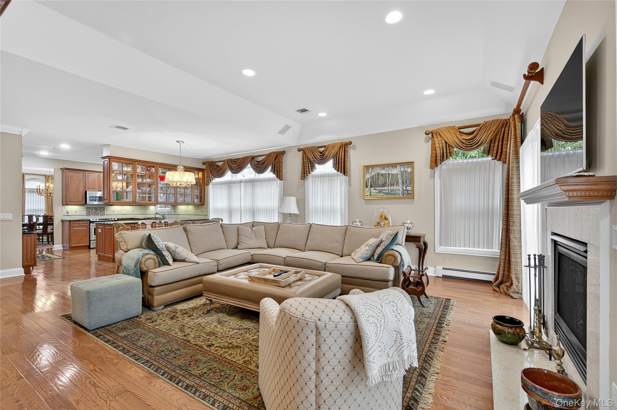 #12 photo, 92 W Overlook, ナッソー郡 Port Washington , NY 11050