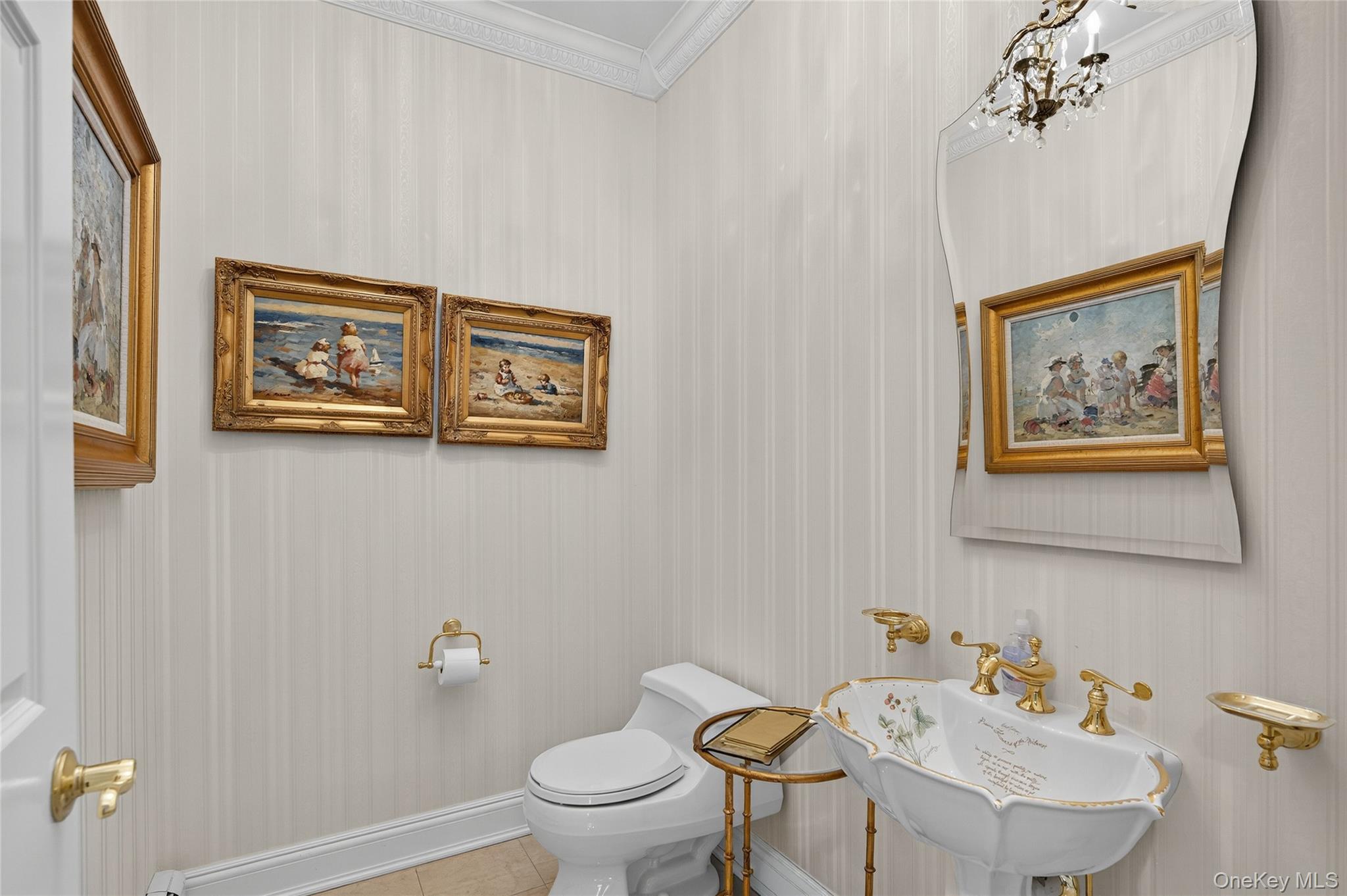 #13 photo, 92 W Overlook, ナッソー郡 Port Washington , NY 11050